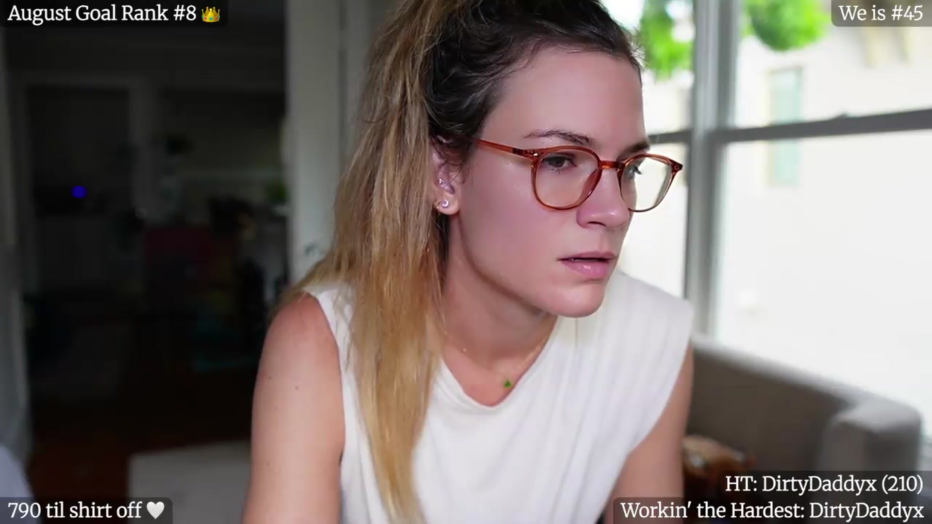 Gallery image thumbnail from Gia_Bday's myfreecams stream on, 08/29/2026, 23:53 image 4 of 20