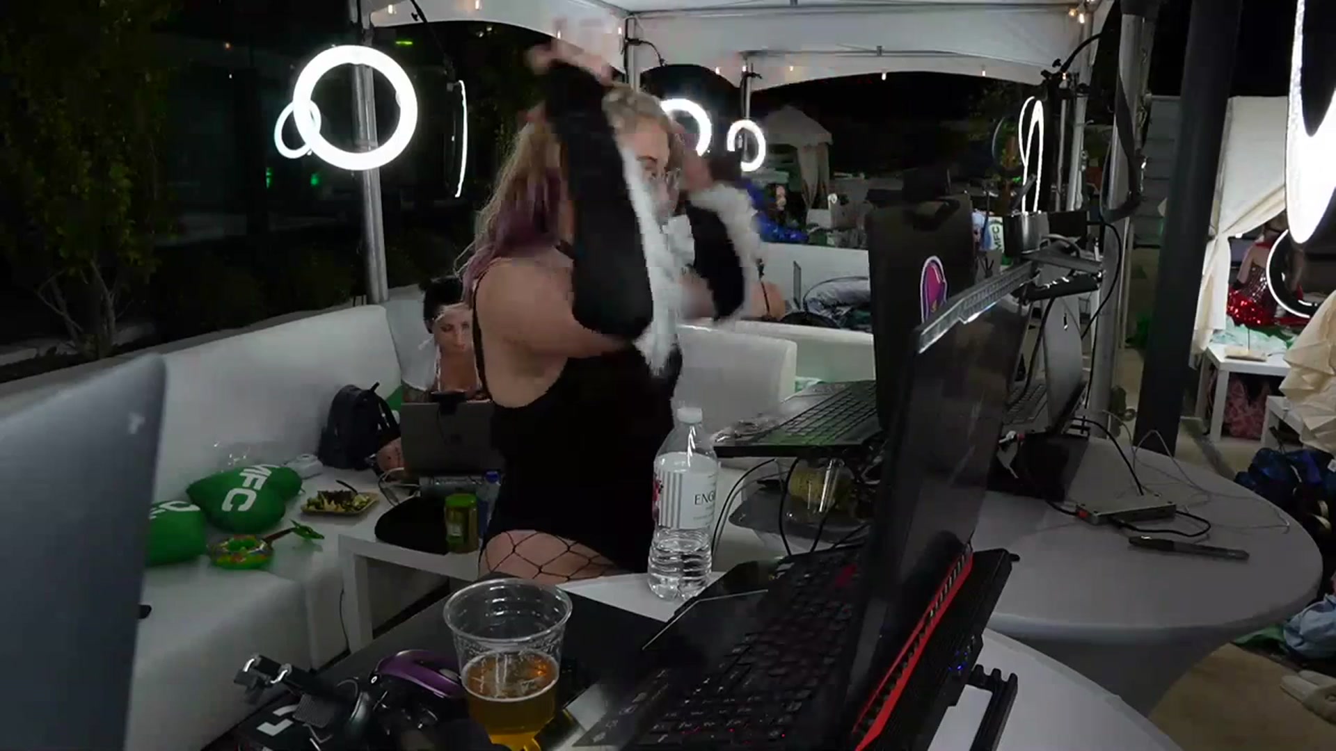 Gallery image thumbnail from Gia_Exotic's myfreecams stream on, 10/12/2023, 03:33 image 11 of 20