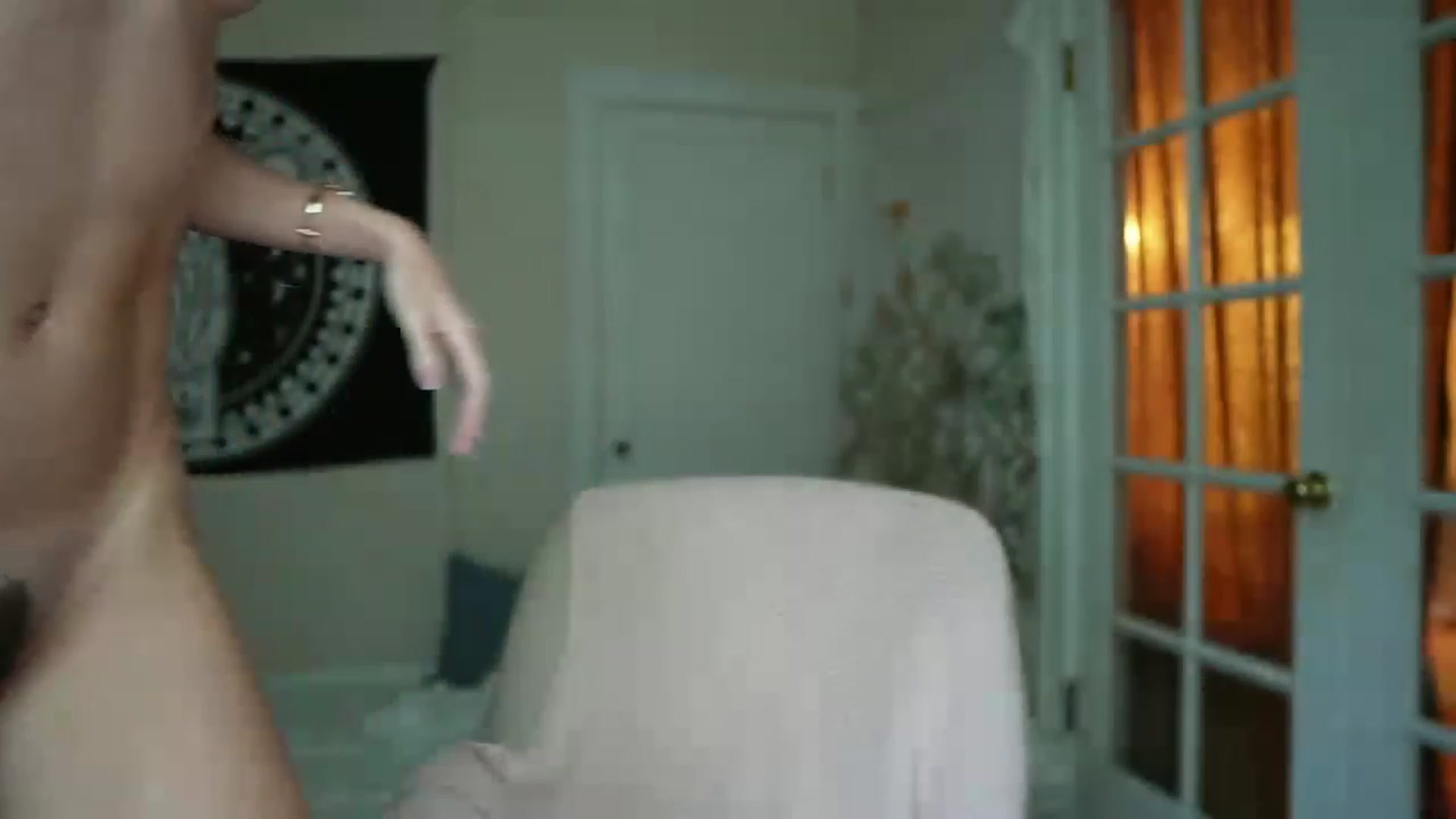 Gallery image thumbnail from Gia_Hill's myfreecams stream on, 11/17/2022, 22:03 image 17 of 20