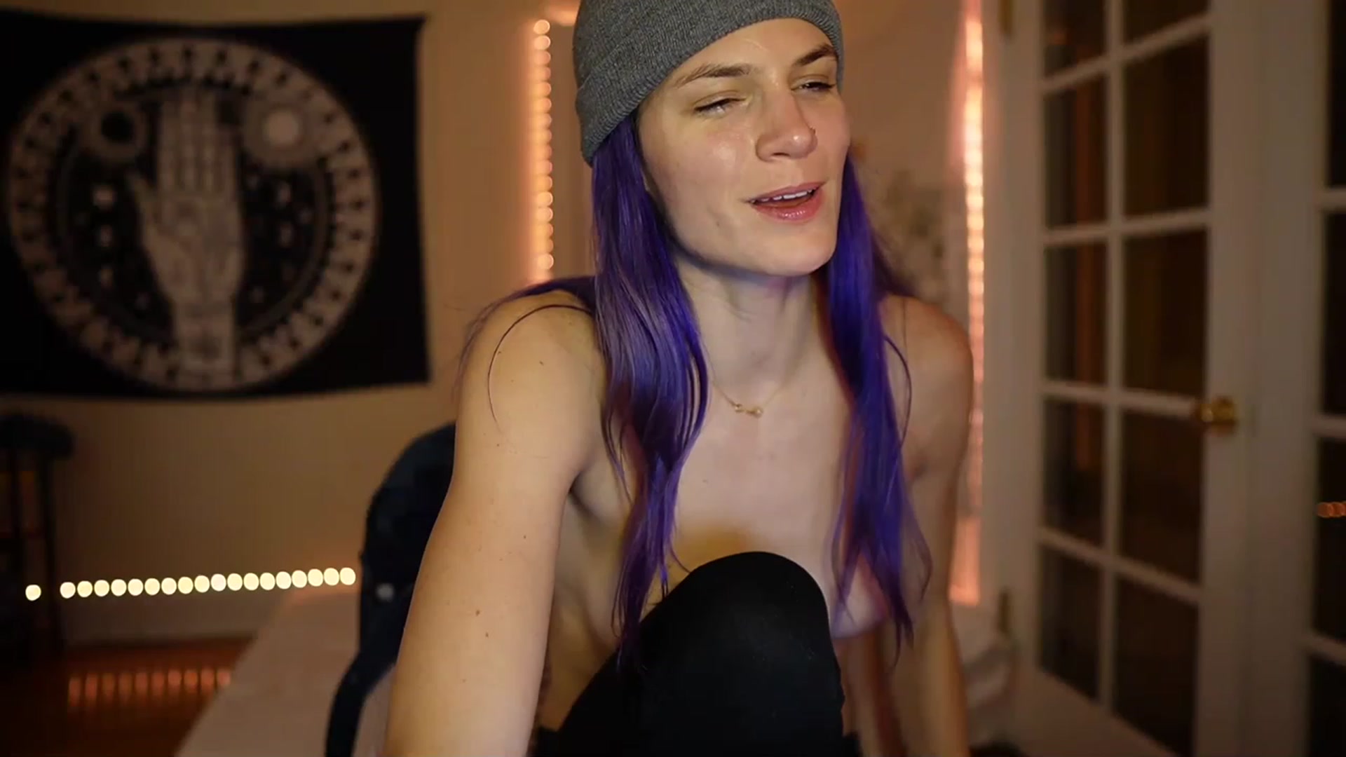 Gallery image thumbnail from Gia_Hill's myfreecams stream on, 11/22/2022, 01:08 image 16 of 20