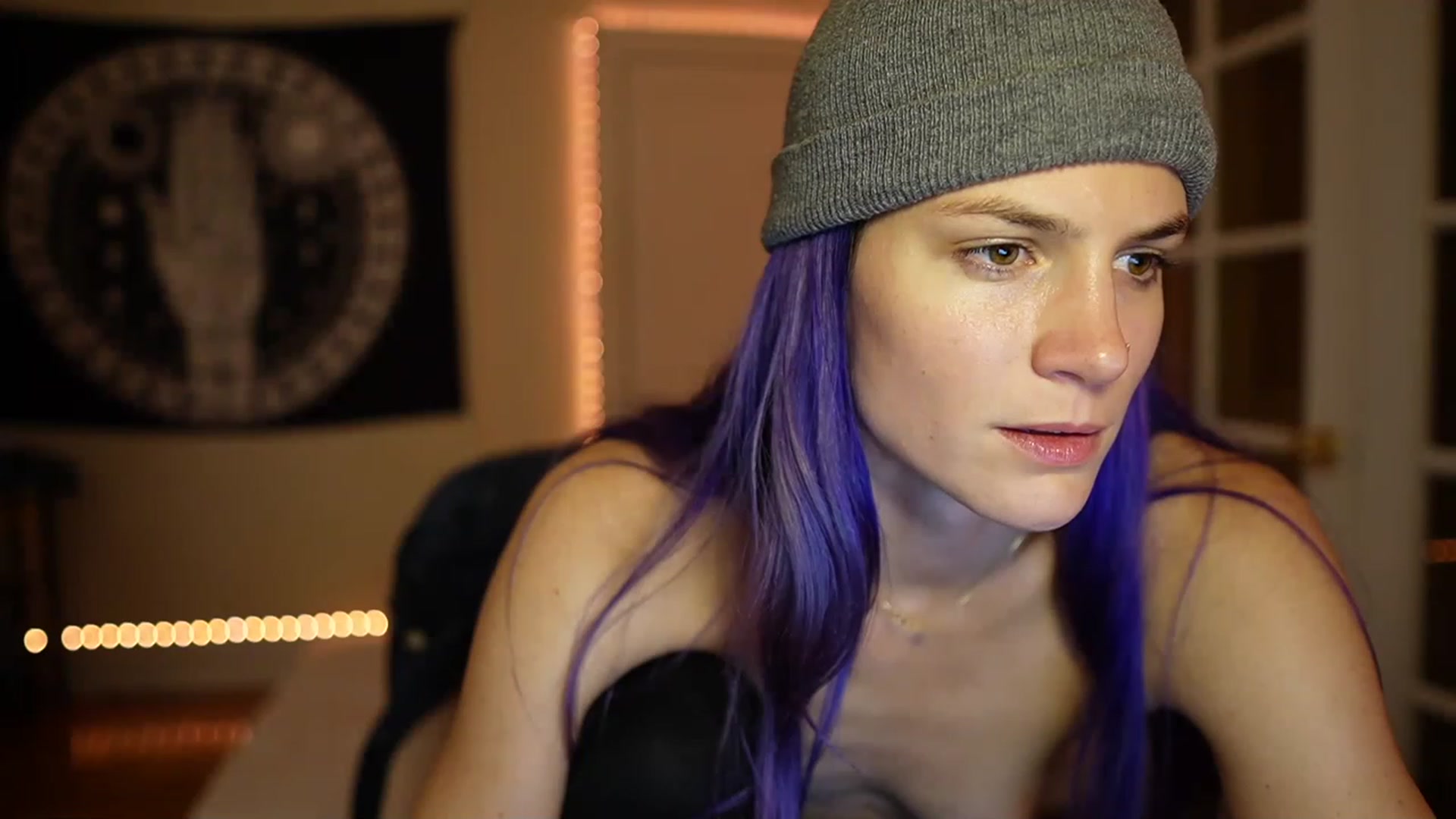 Gallery image thumbnail from Gia_Hill's myfreecams stream on, 11/22/2022, 01:08 image 14 of 20