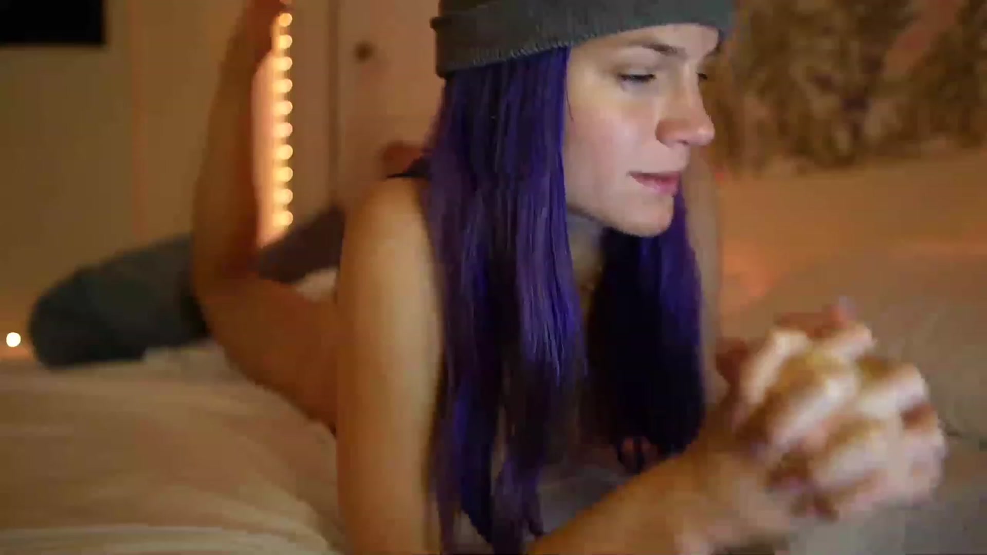 Gallery image thumbnail from Gia_Hill's myfreecams stream on, 11/22/2022, 02:16 image 8 of 20