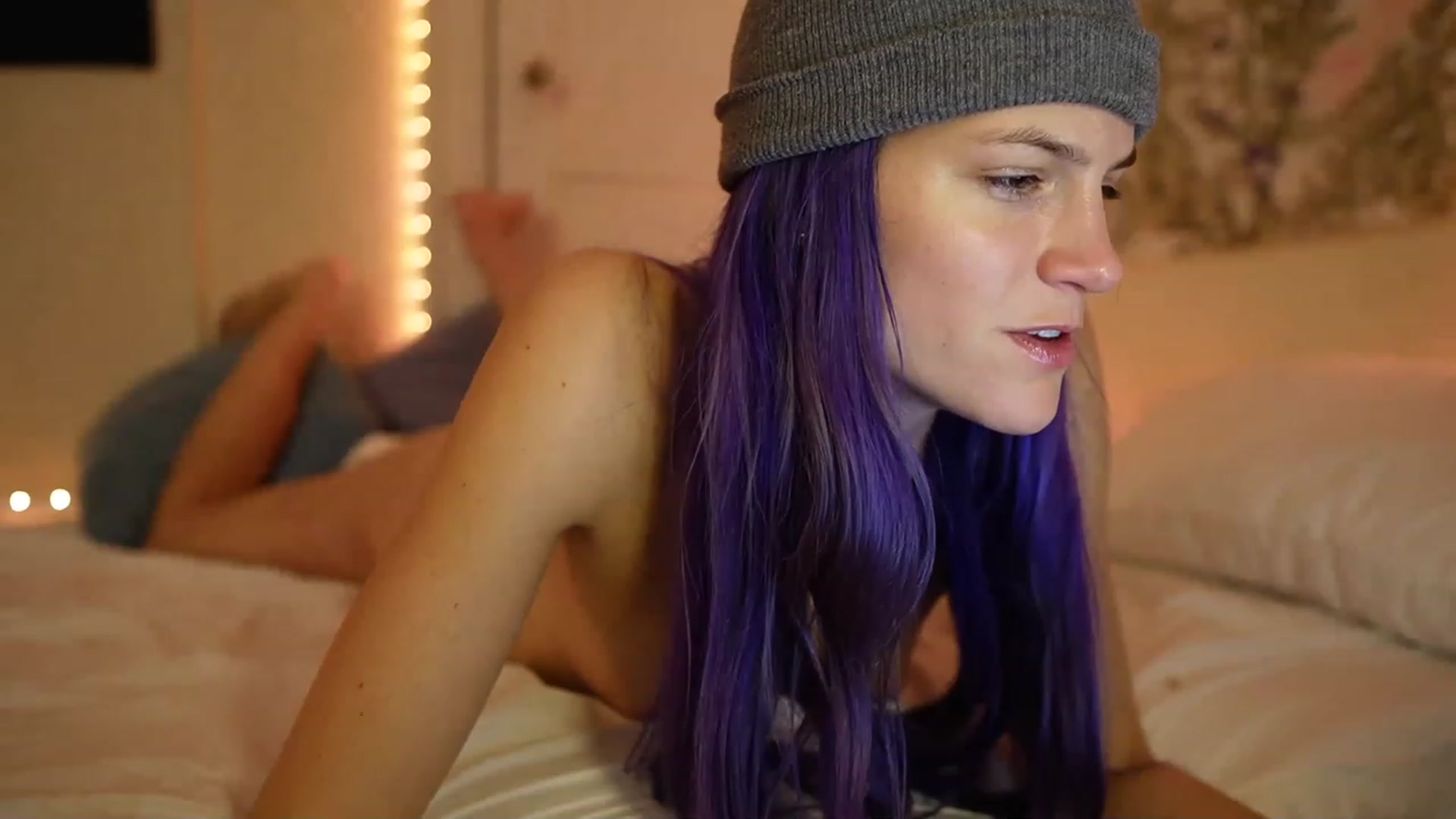 Gallery image thumbnail from Gia_Hill's myfreecams stream on, 11/22/2022, 02:16 image 5 of 20