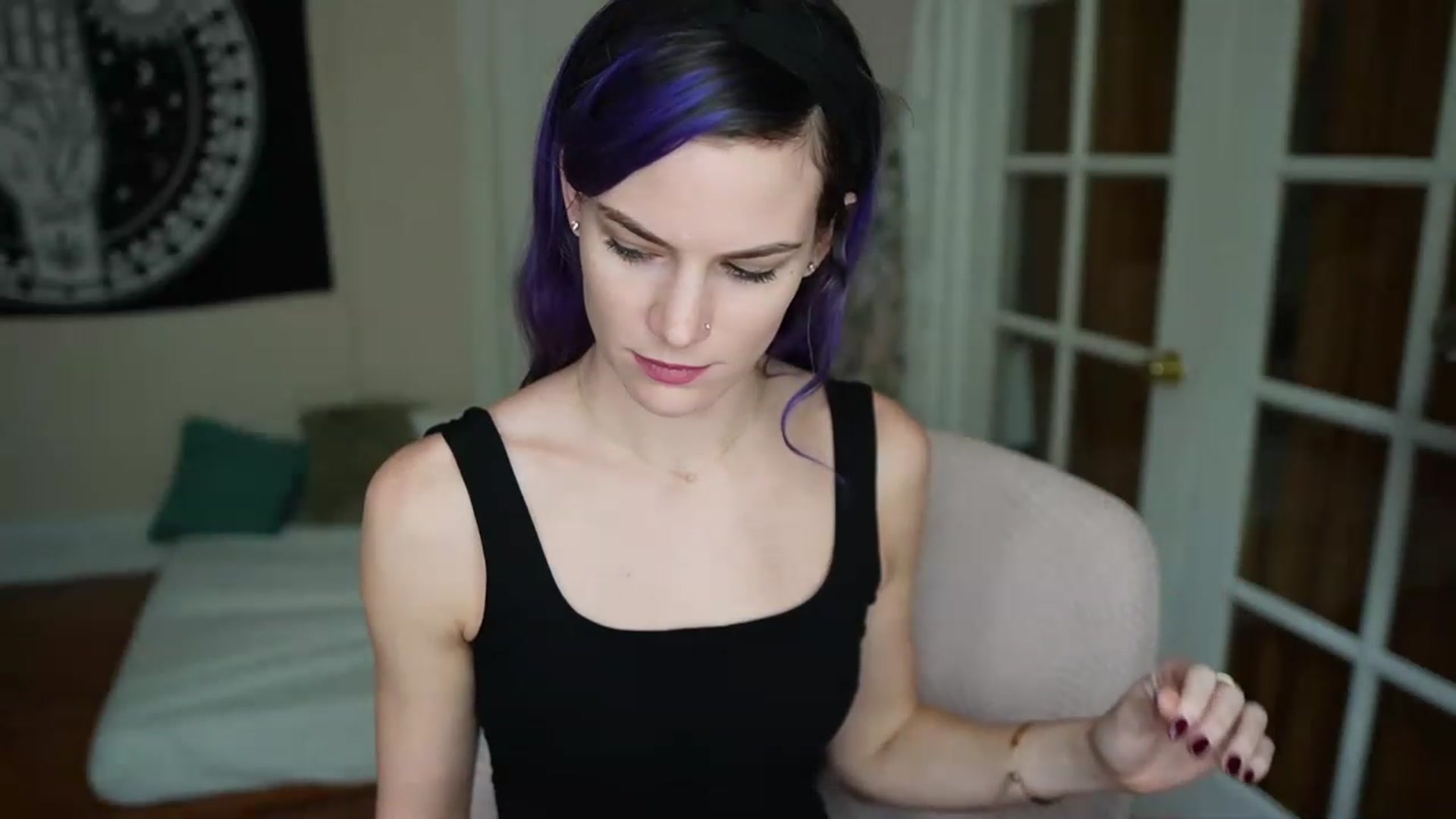 Gallery image thumbnail from Gia_Hill's myfreecams stream on, 11/27/2022, 20:12 image 10 of 20