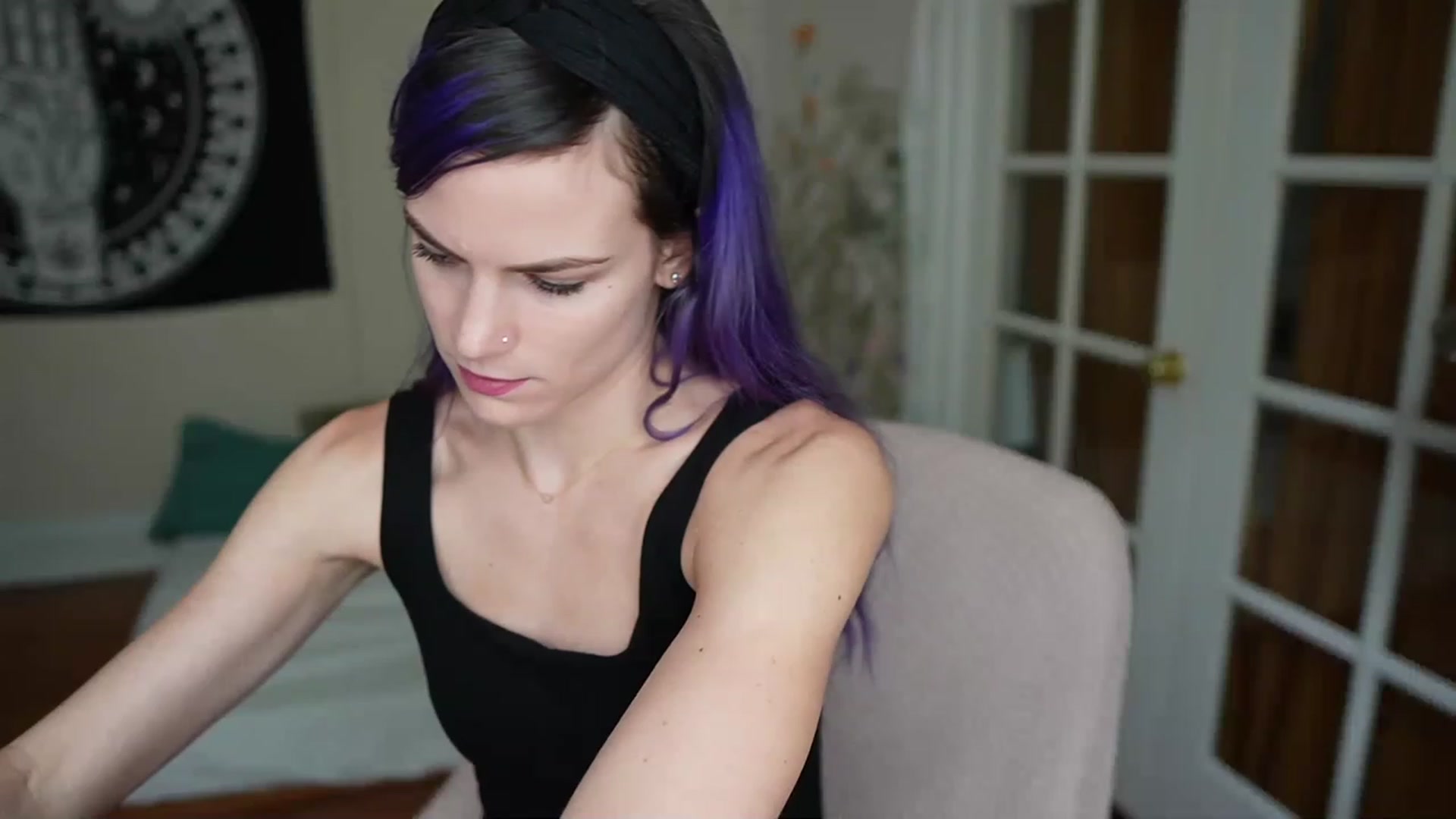 Gallery image thumbnail from Gia_Hill's myfreecams stream on, 11/27/2022, 20:12 image 6 of 20
