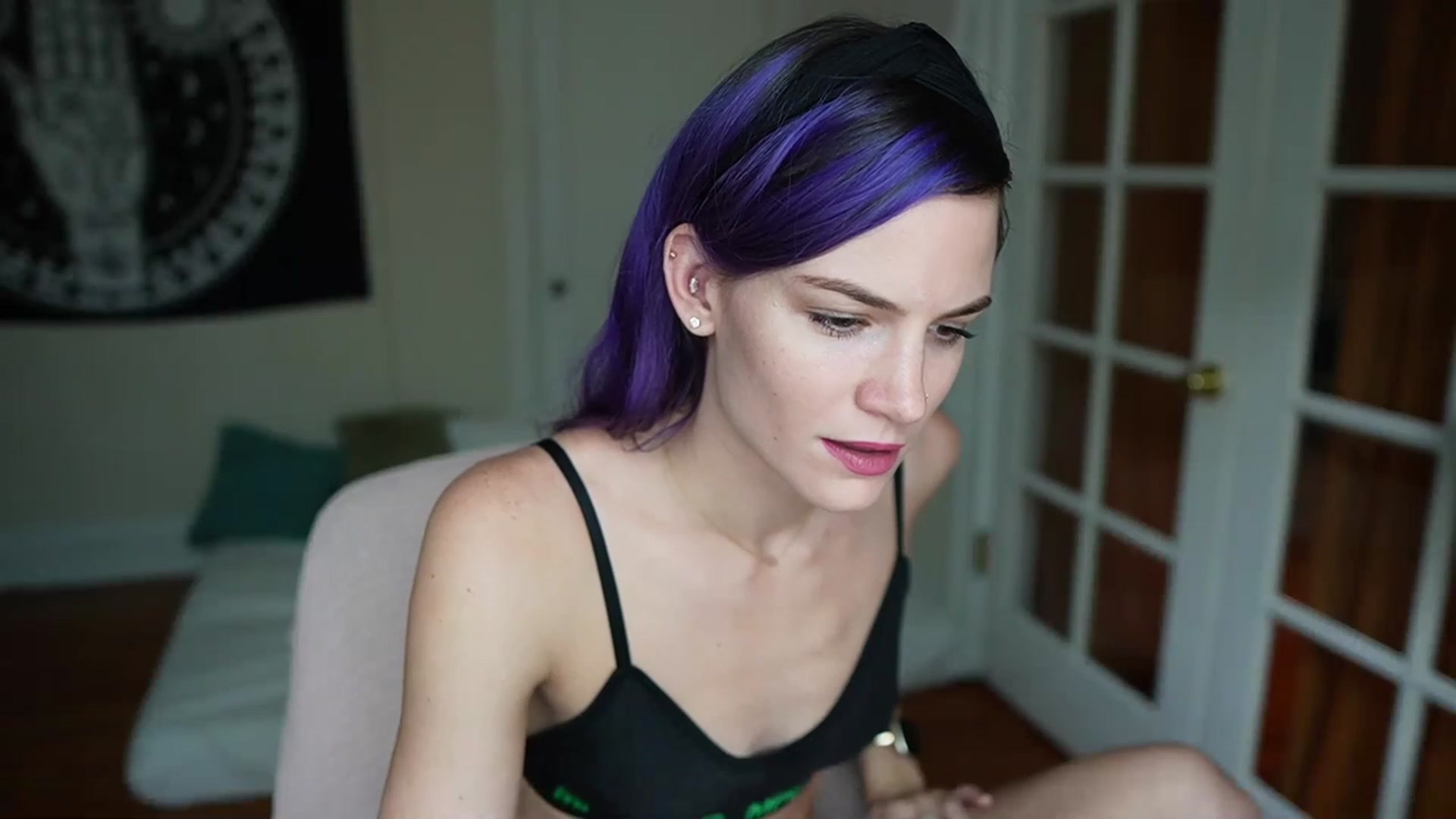 Gallery image thumbnail from Gia_Hill's myfreecams stream on, 11/27/2022, 22:13 image 8 of 20