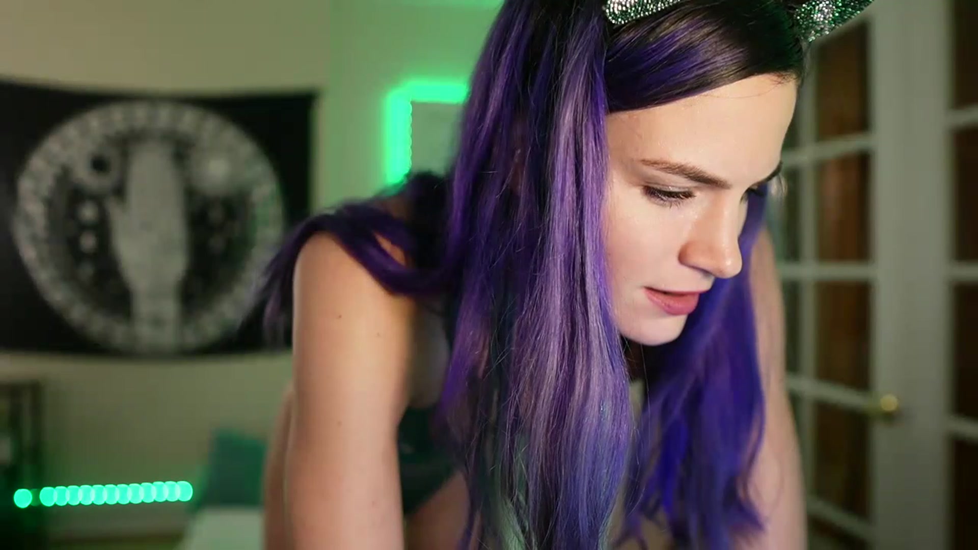 Gallery image thumbnail from Gia_Hill's myfreecams stream on, 11/29/2022, 02:41 image 8 of 20