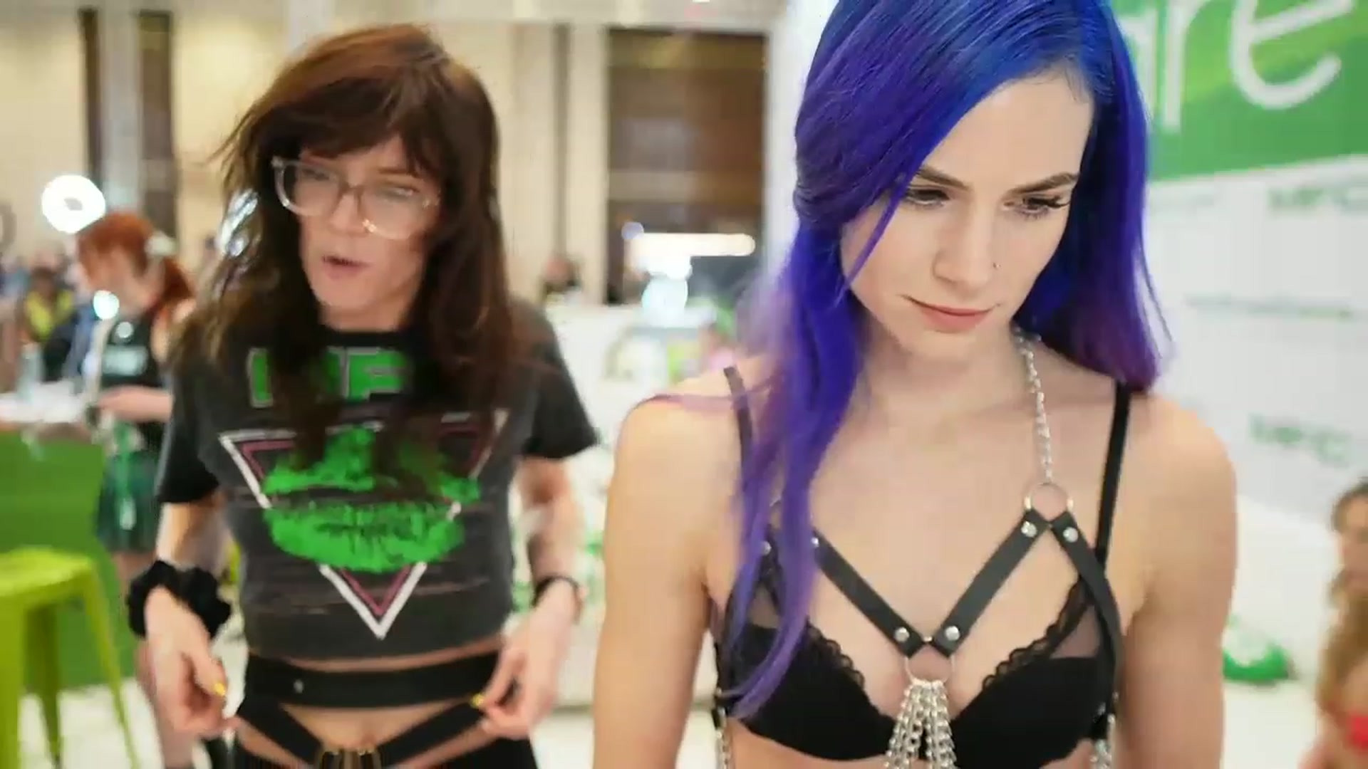 Gallery image thumbnail from Gia_Hill's myfreecams stream on, 01/05/2023, 03:54 image 7 of 20