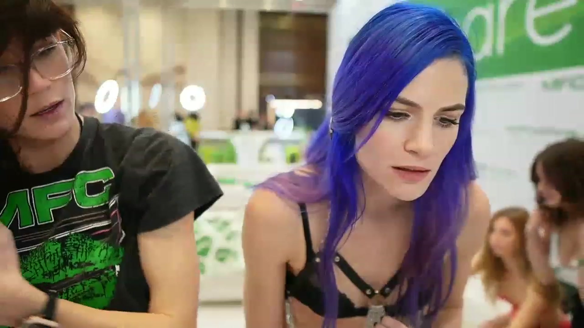 Gallery image thumbnail from Gia_Hill's myfreecams stream on, 01/05/2023, 03:54 image 6 of 20