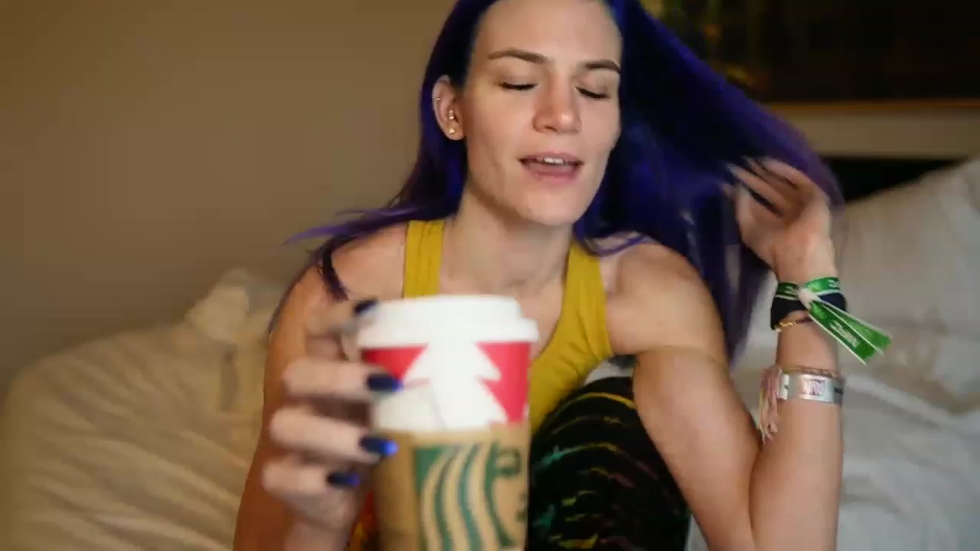Gallery image thumbnail from Gia_Hill's myfreecams stream on, 01/05/2023, 20:29 image 3 of 20