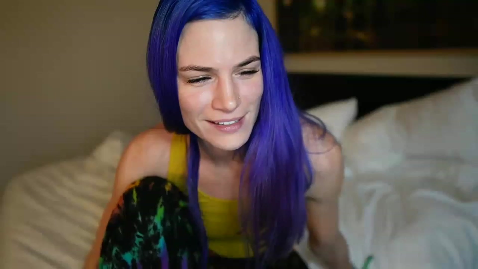 Gallery image thumbnail from Gia_Hill's myfreecams stream on, 01/05/2023, 20:29 image 12 of 20