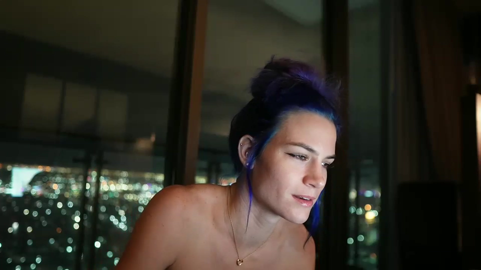 Gallery image thumbnail from Gia_Hill's myfreecams stream on, 01/10/2023, 03:56 image 11 of 20