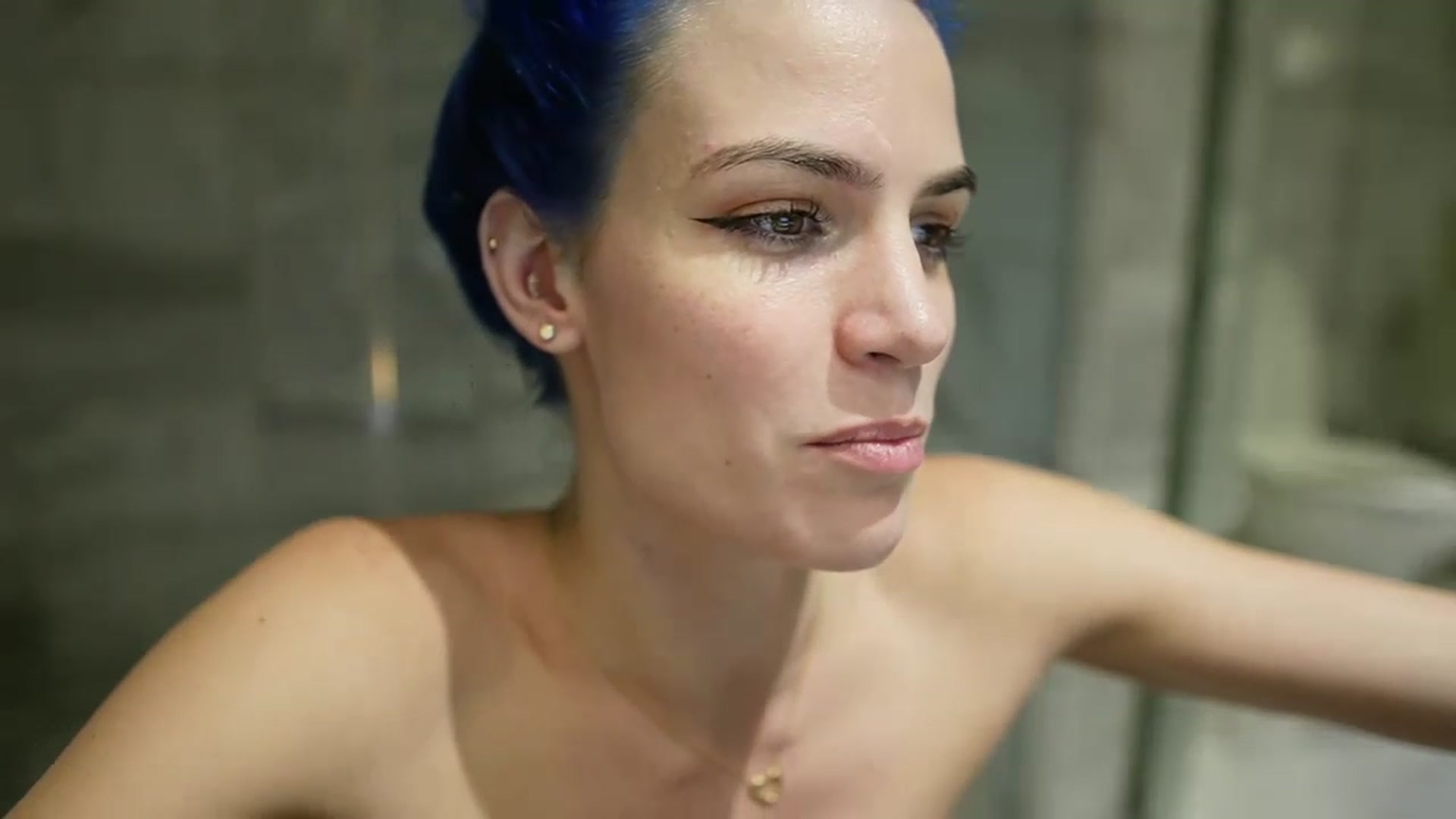 Gallery image thumbnail from Gia_Hill's myfreecams stream on, 01/12/2023, 03:40 image 13 of 20