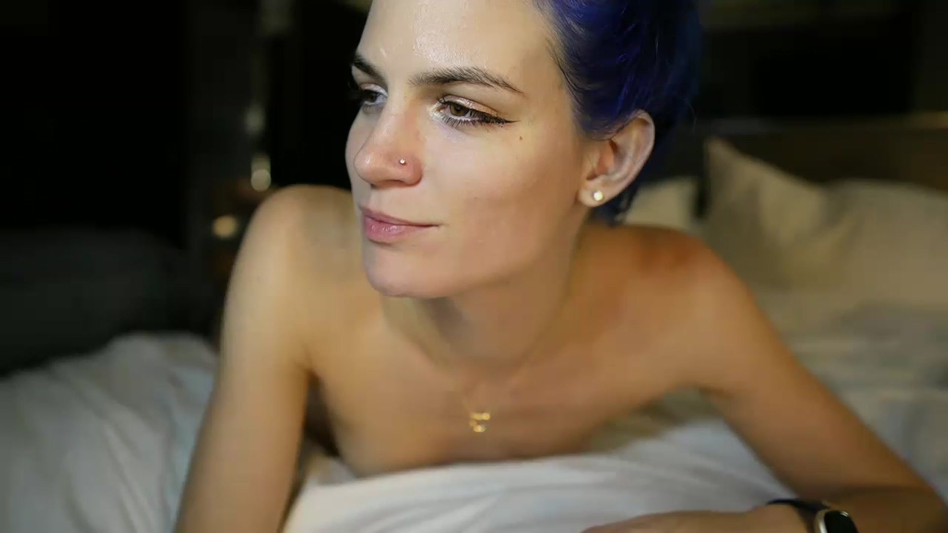 Gallery image thumbnail from Gia_Hill's myfreecams stream on, 01/12/2023, 03:40 image 18 of 20