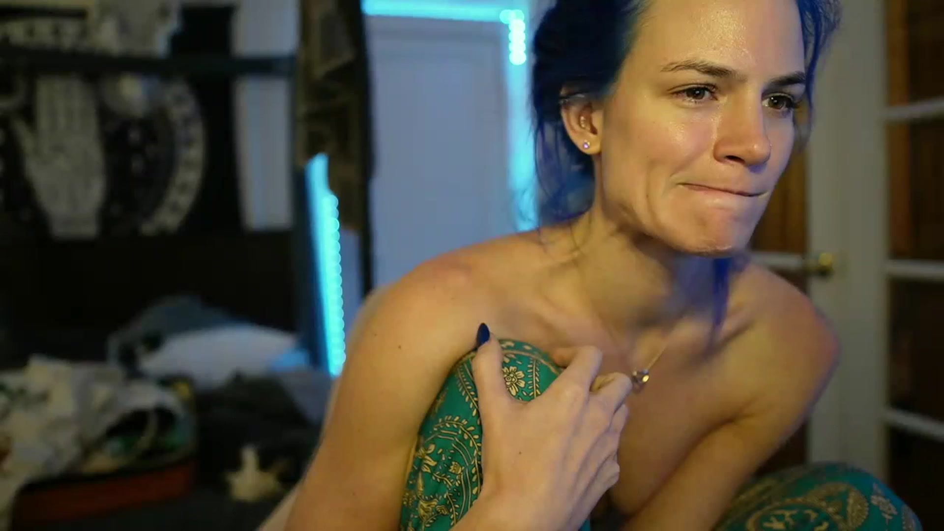 Gallery image thumbnail from Gia_Hill's myfreecams stream on, 01/14/2023, 04:09 image 18 of 20