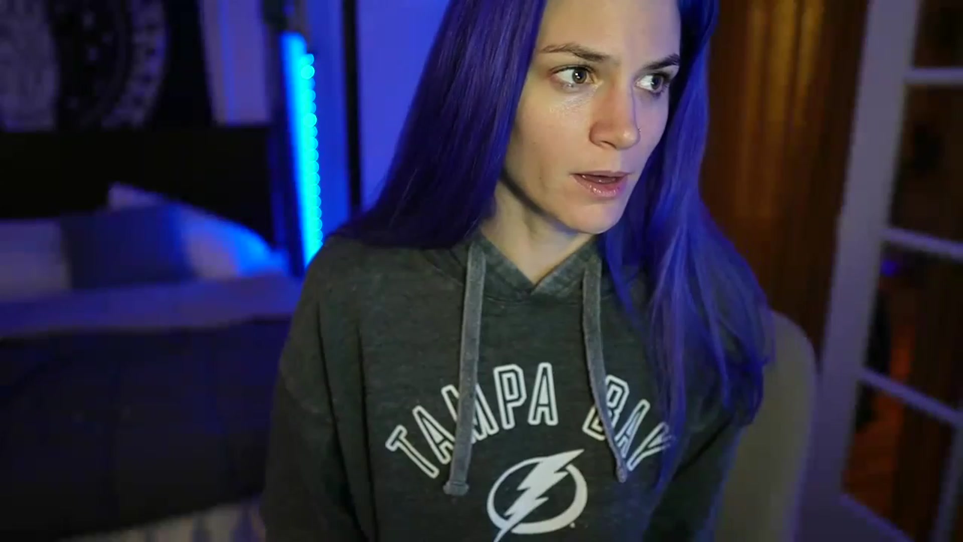 Gallery image thumbnail from Gia_Hill's myfreecams stream on, 01/17/2023, 24:01 image 5 of 20