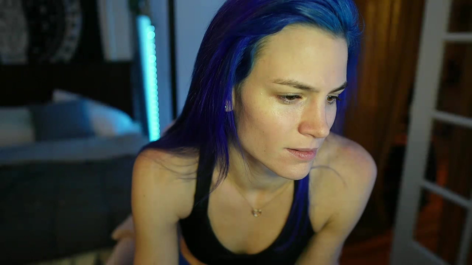 Gallery image thumbnail from Gia_Hill's myfreecams stream on, 01/17/2023, 24:31 image 7 of 20