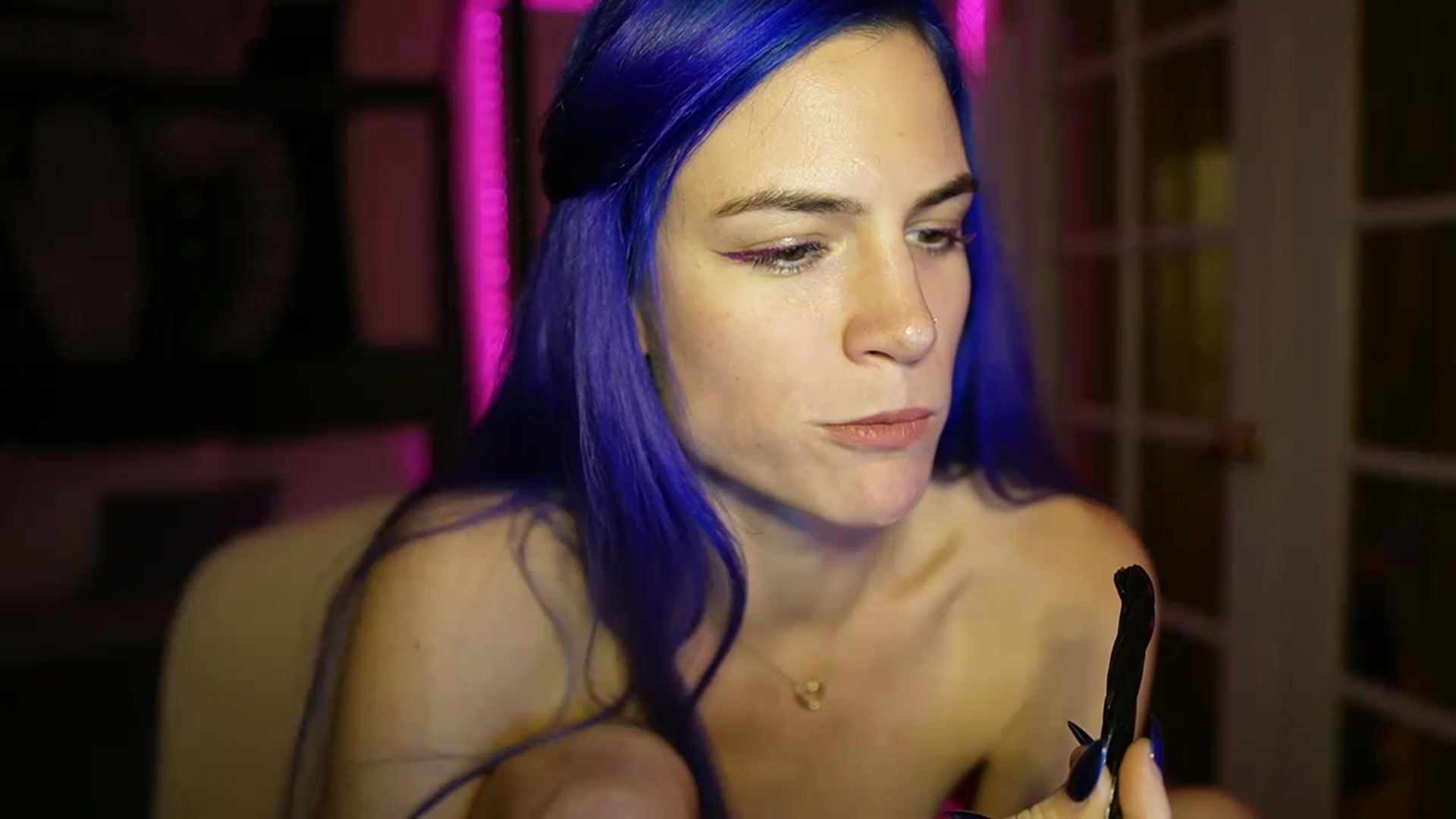 Gallery image thumbnail from Gia_Hill's myfreecams stream on, 01/18/2023, 01:28 image 15 of 20