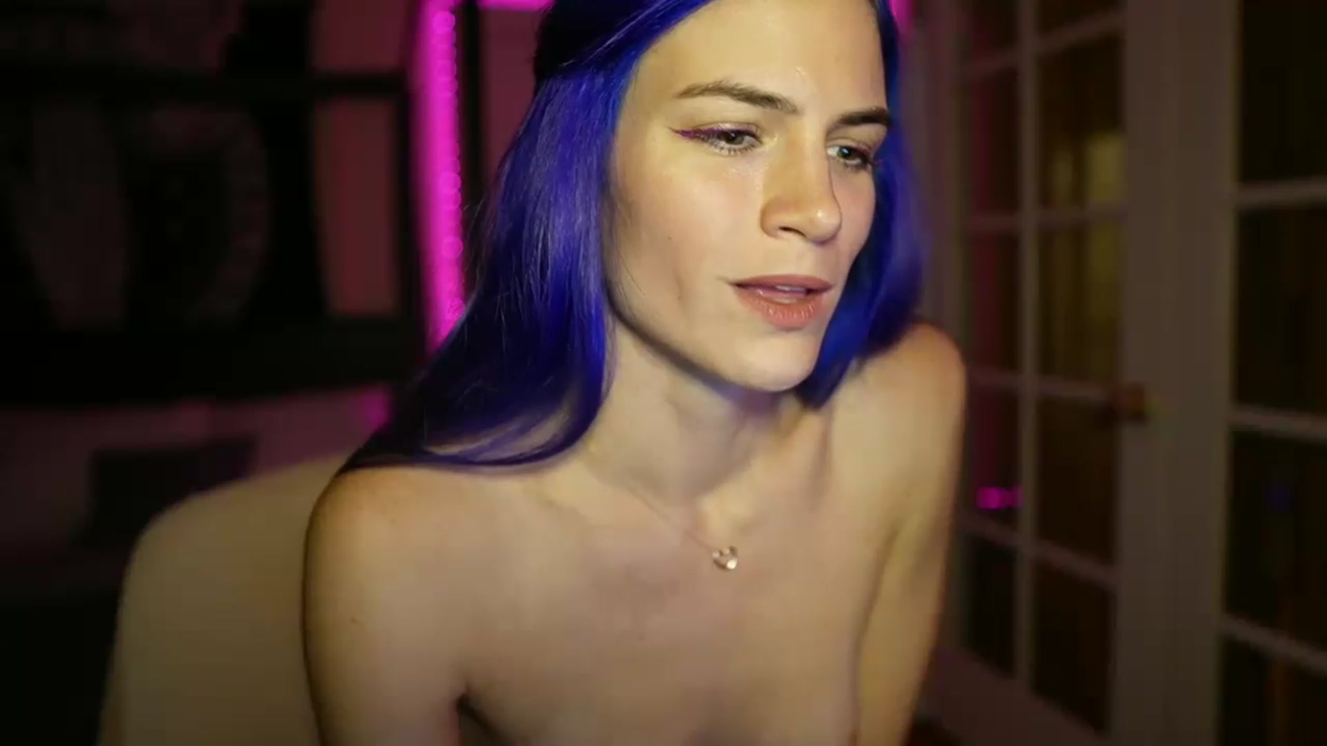 Gallery image thumbnail from Gia_Hill's myfreecams stream on, 01/18/2023, 01:28 image 12 of 20