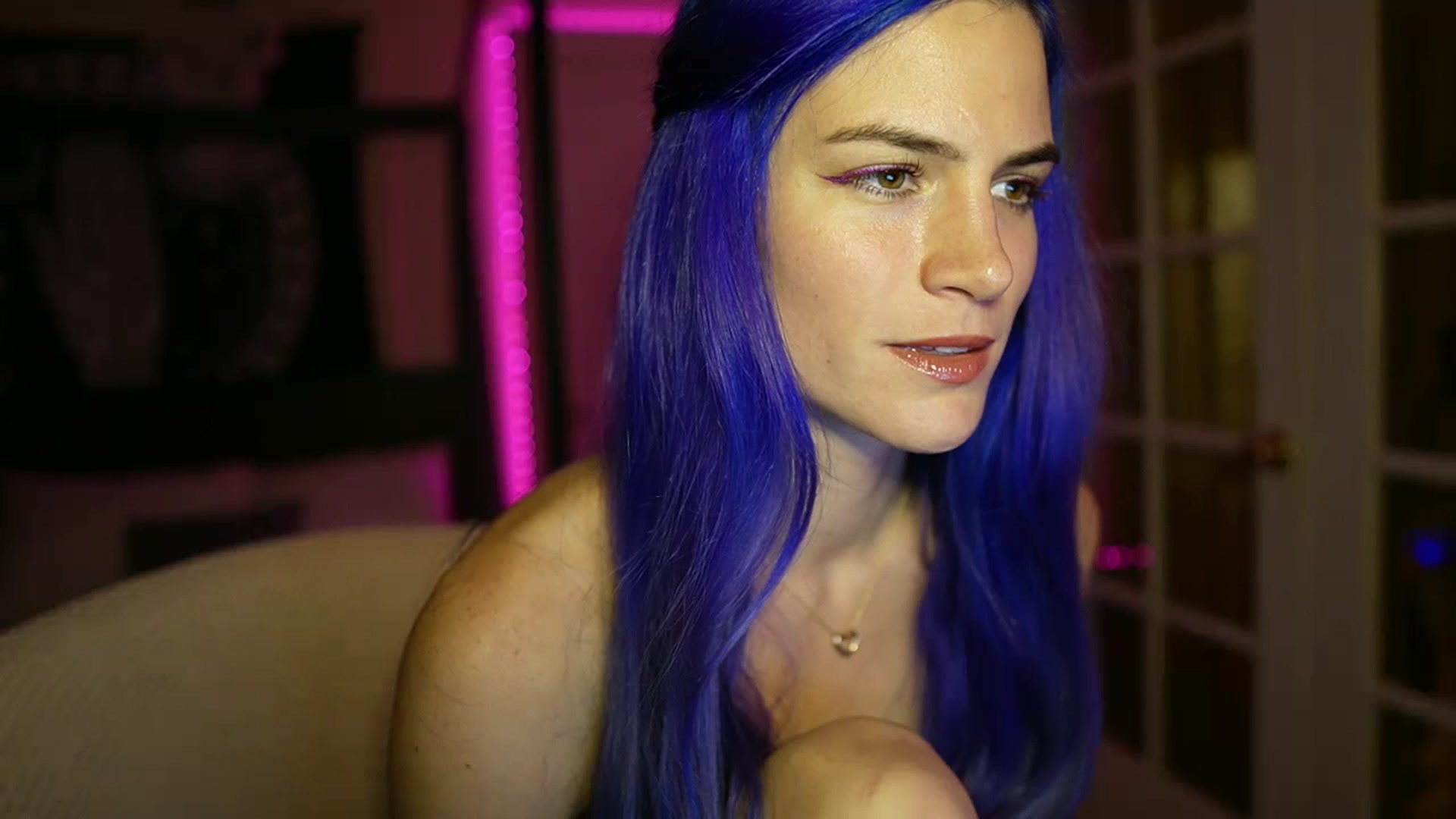 Gallery image thumbnail from Gia_Hill's myfreecams stream on, 01/18/2023, 01:28 image 18 of 20