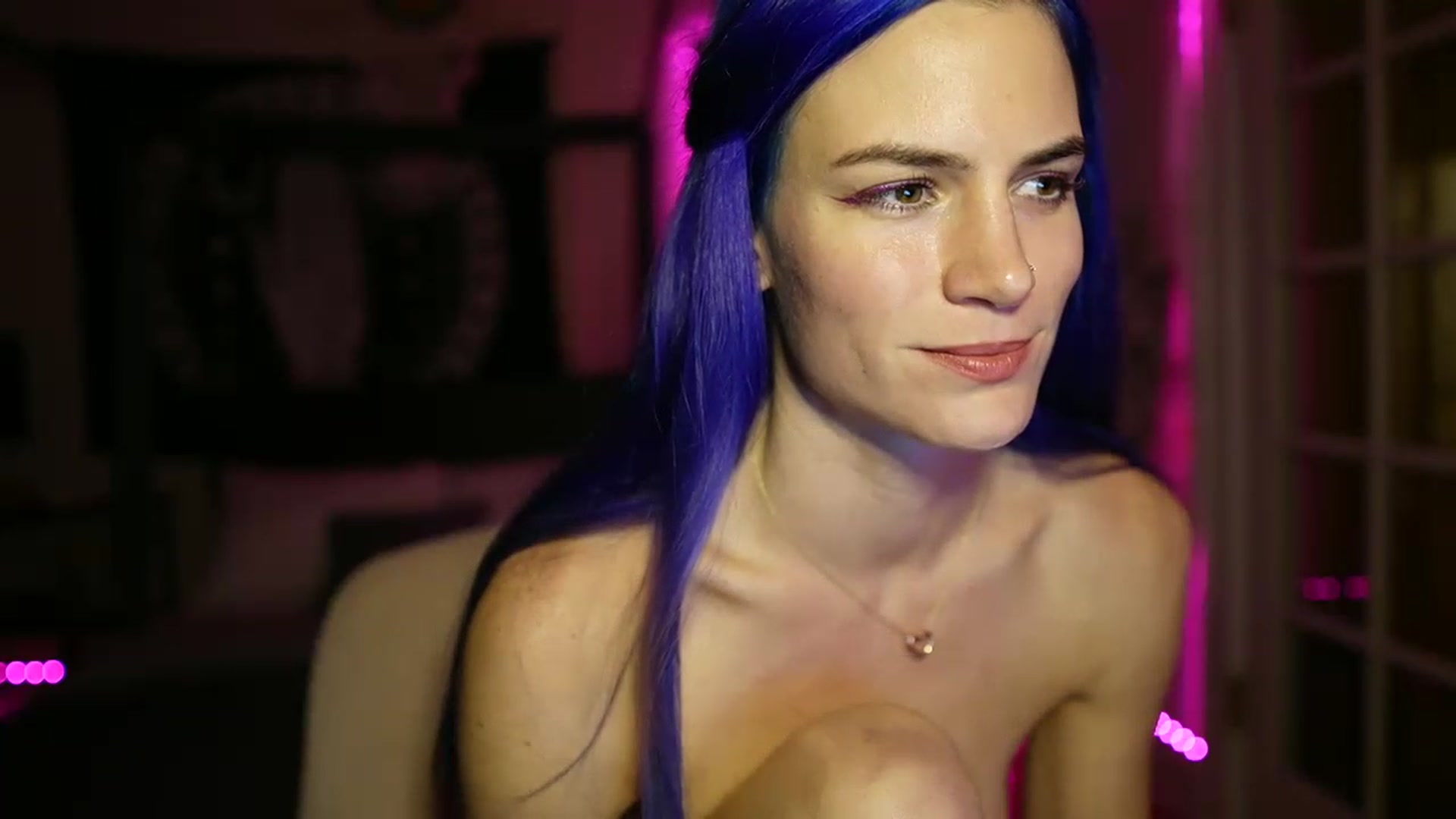 Gallery image thumbnail from Gia_Hill's myfreecams stream on, 01/18/2023, 02:19 image 2 of 20