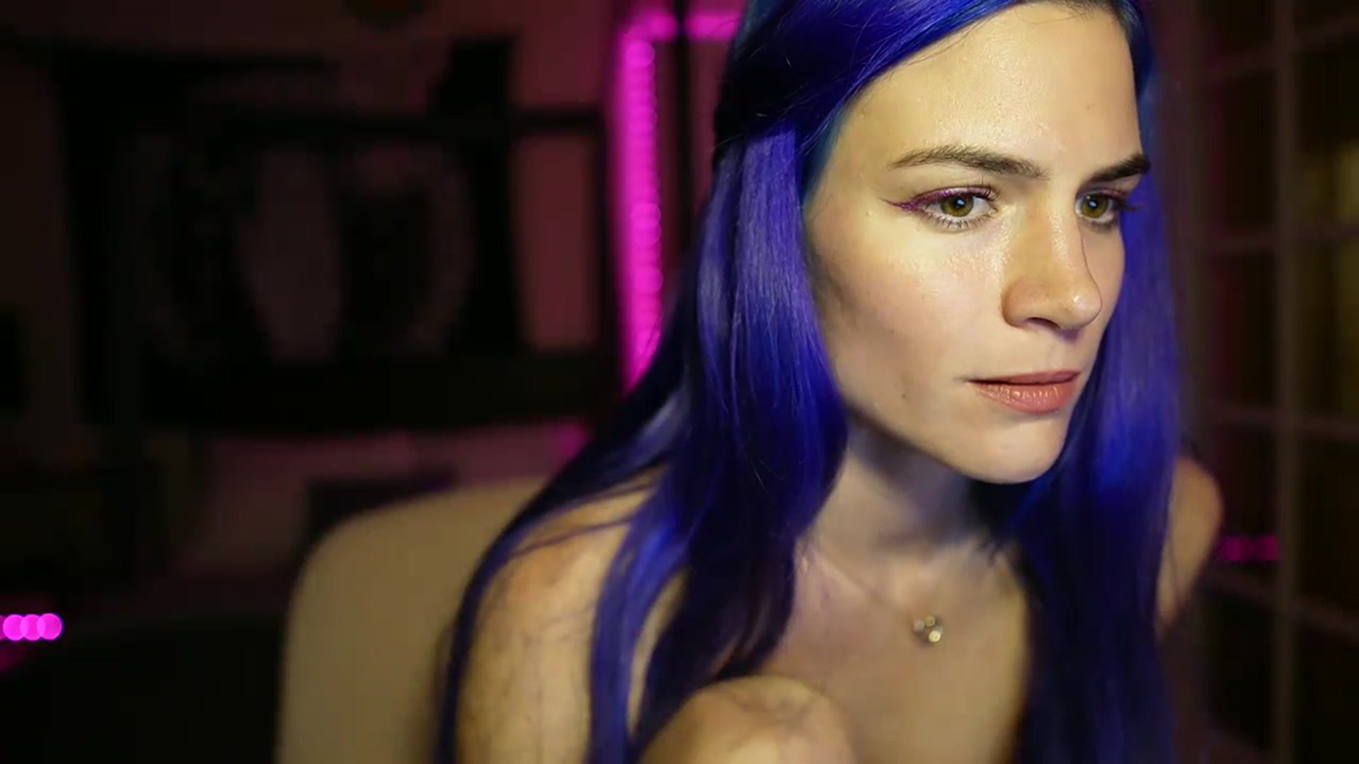 Gallery image thumbnail from Gia_Hill's myfreecams stream on, 01/18/2023, 02:19 image 9 of 20