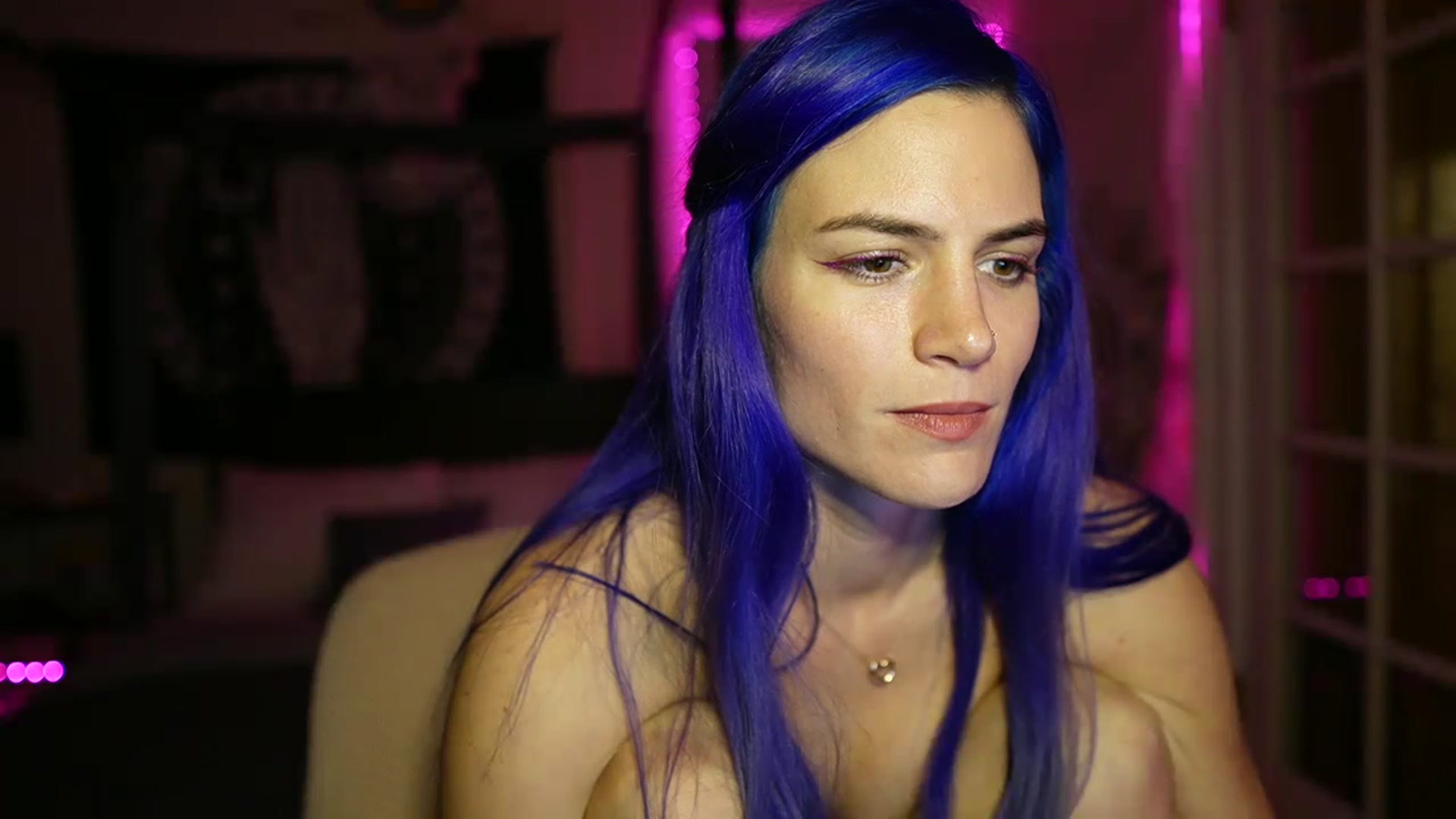 Gallery image thumbnail from Gia_Hill's myfreecams stream on, 01/18/2023, 02:19 image 13 of 20