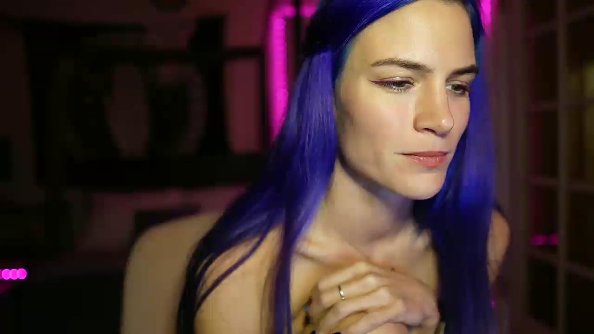 Gallery image thumbnail from Gia_Hill's myfreecams stream on, 01/18/2023, 02:19 image 8 of 20