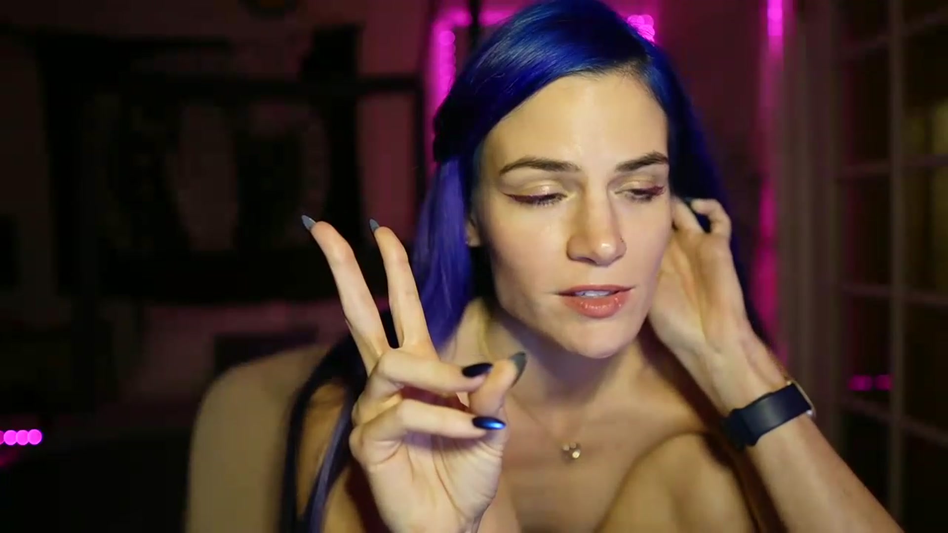 Gallery image thumbnail from Gia_Hill's myfreecams stream on, 01/18/2023, 02:19 image 11 of 20