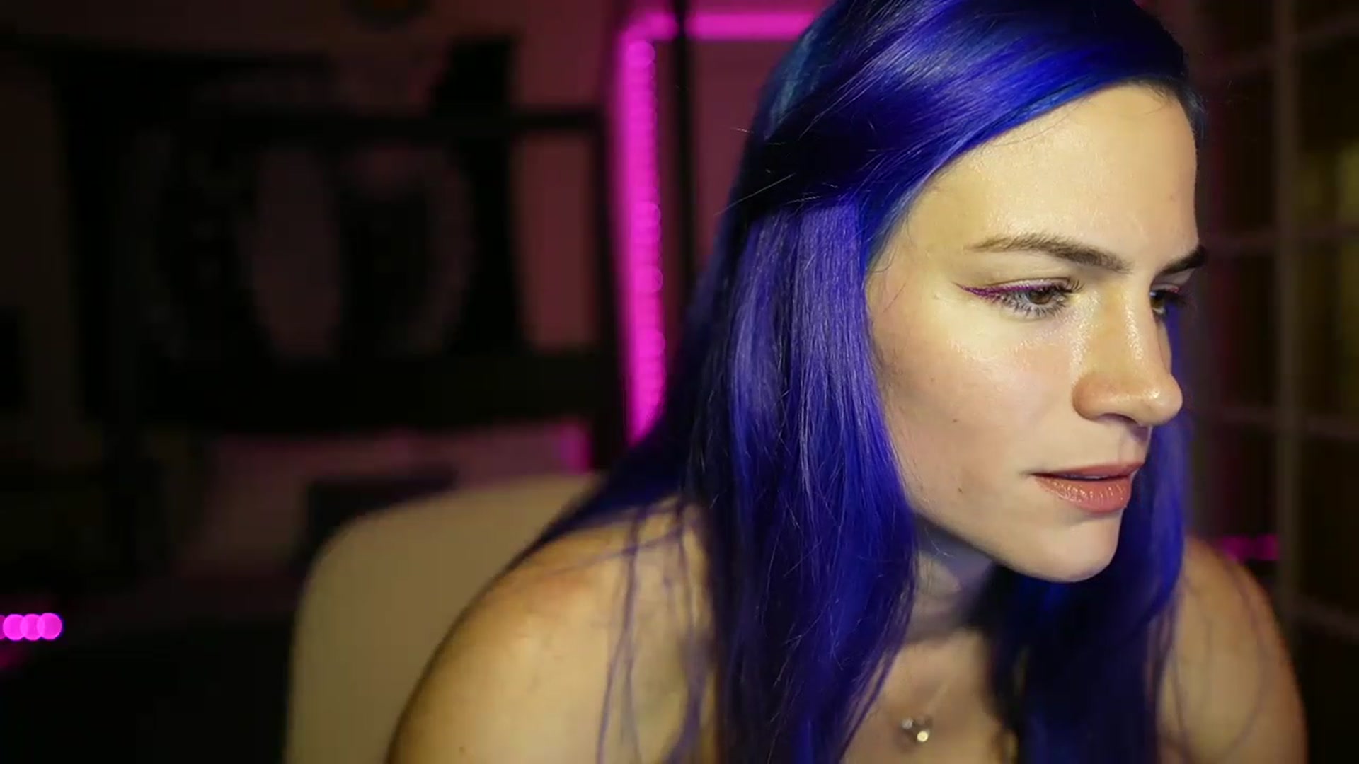 Gallery image thumbnail from Gia_Hill's myfreecams stream on, 01/18/2023, 02:19 image 17 of 20