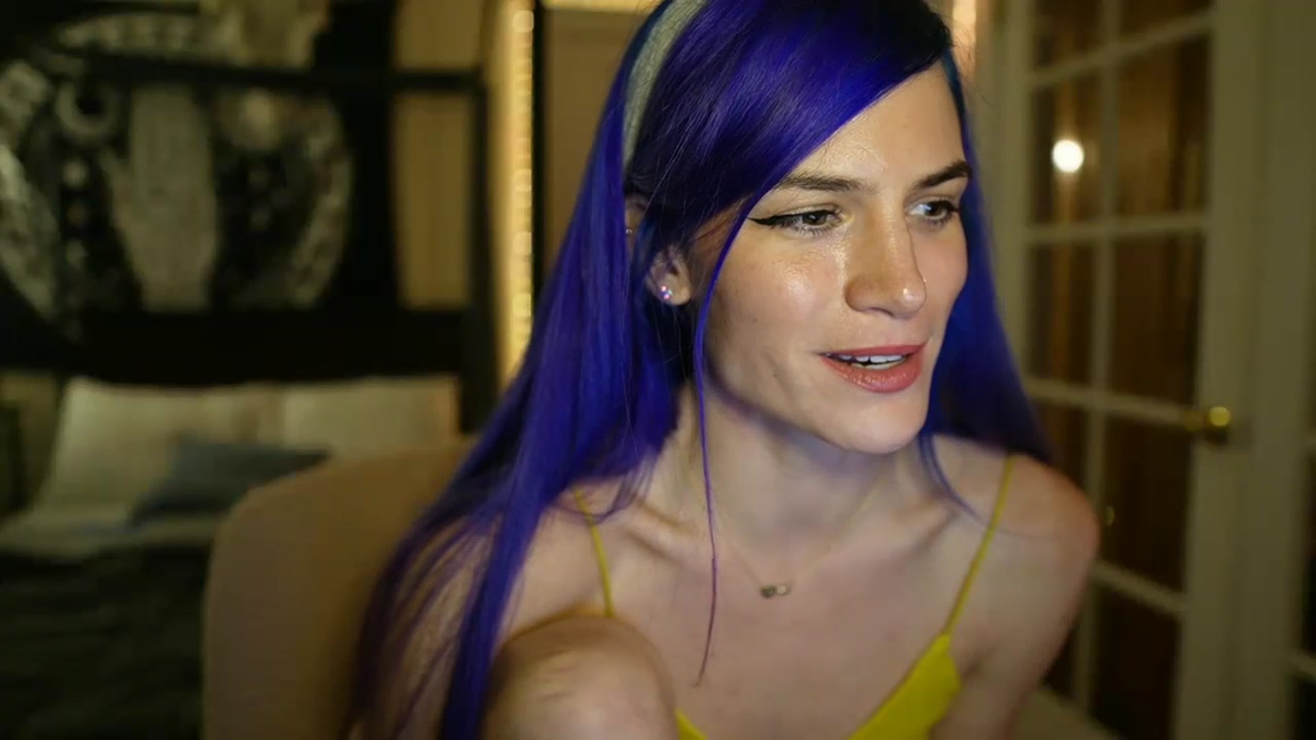 Gallery image thumbnail from Gia_Hill's myfreecams stream on, 01/19/2023, 01:58 image 12 of 20
