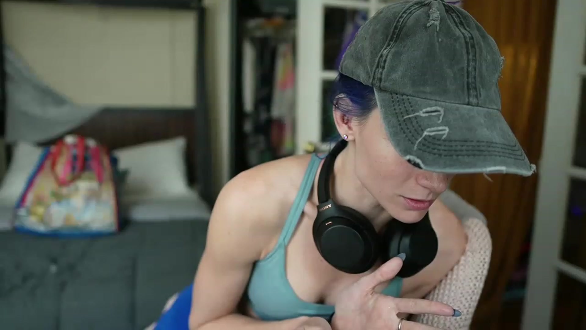 Gallery image thumbnail from Gia_Hill's myfreecams stream on, 01/20/2023, 20:10 image 3 of 20