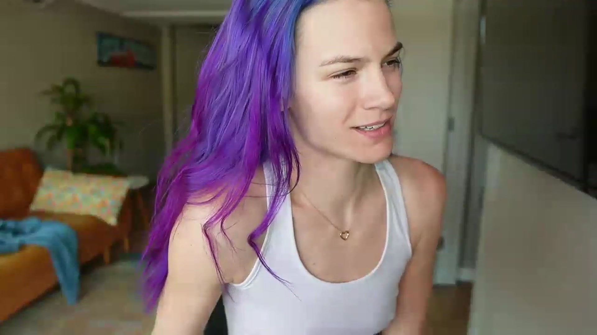 Gallery image thumbnail from Gia_Hill's myfreecams stream on, 01/26/2023, 22:57 image 9 of 20