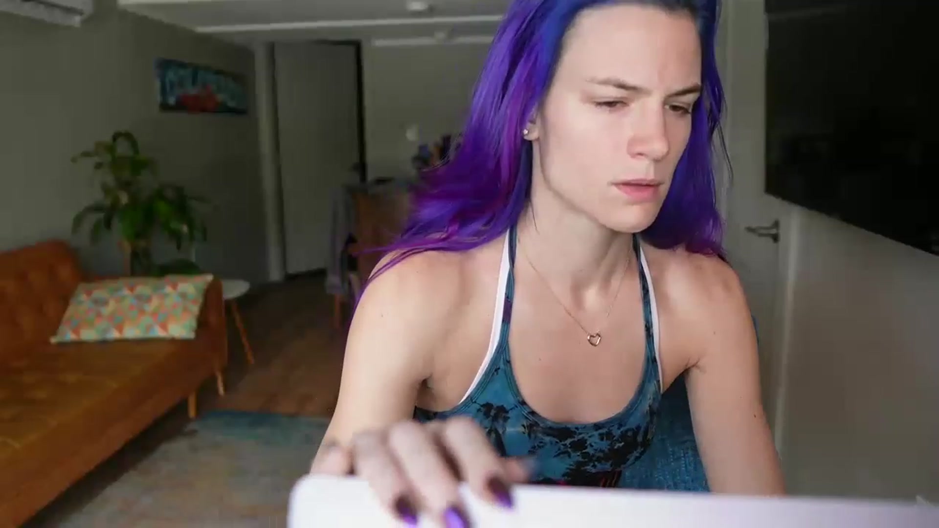 Gallery image thumbnail from Gia_Hill's myfreecams stream on, 01/27/2023, 21:30 image 12 of 20