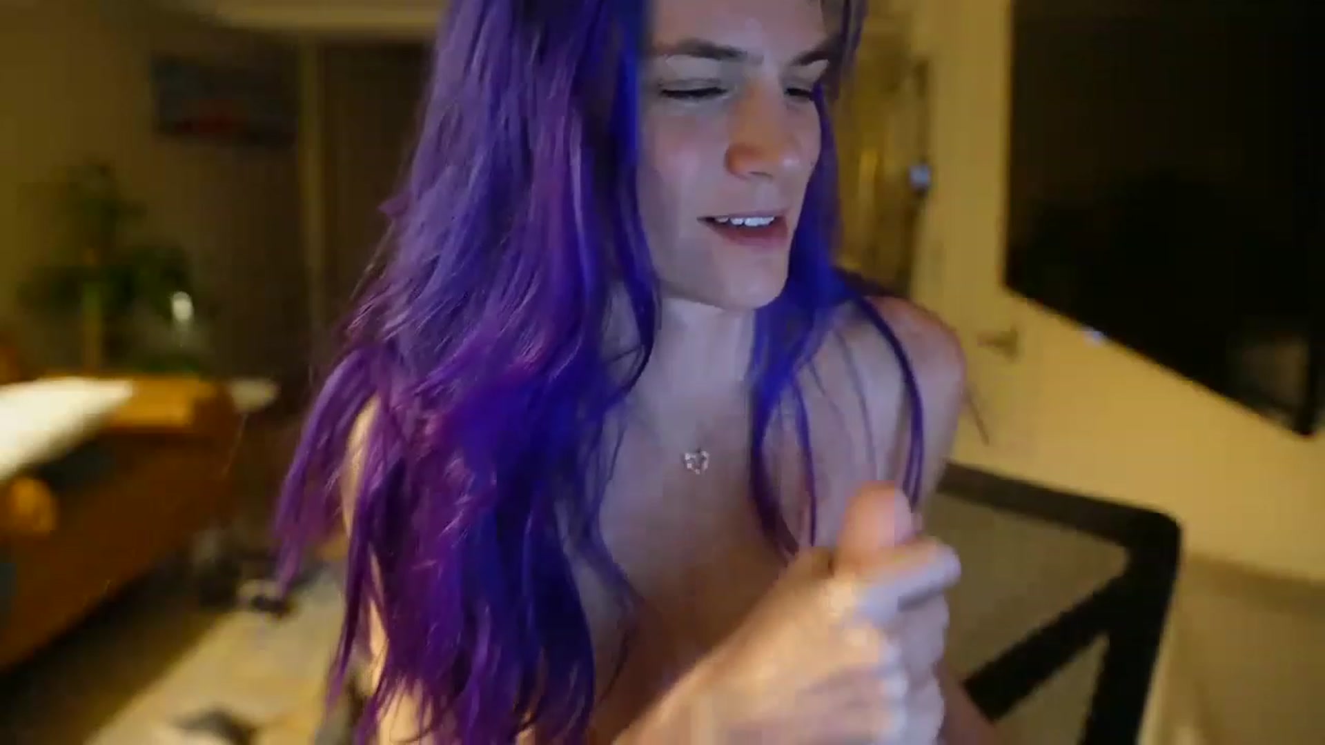 Gallery image thumbnail from Gia_Hill's myfreecams stream on, 01/28/2023, 08:39 image 5 of 20