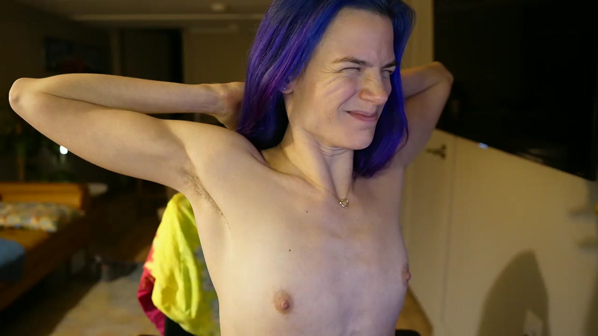 Gallery image thumbnail from Gia_Hill's myfreecams stream on, 01/31/2023, 24:45 image 5 of 20
