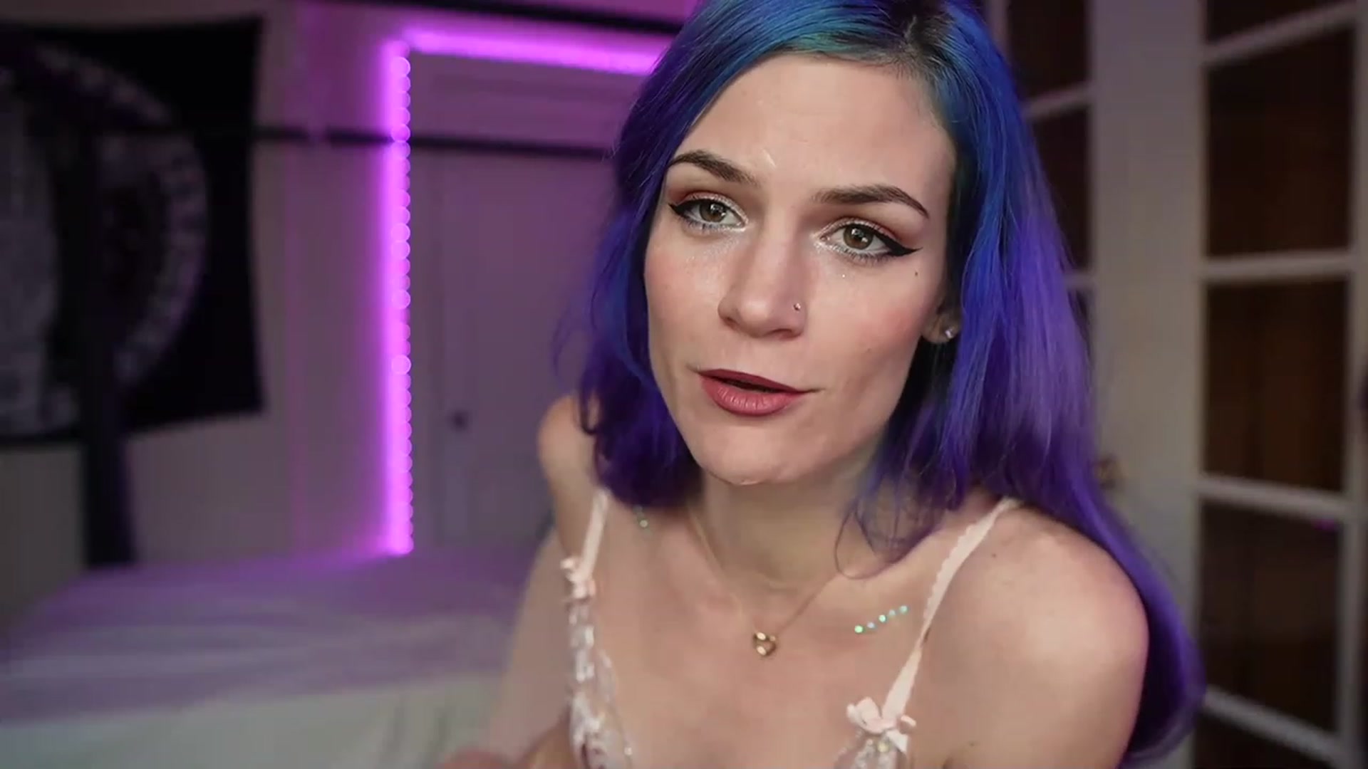 Gallery image thumbnail from Gia_Hill's myfreecams stream on, 02/14/2023, 22:58 image 2 of 20