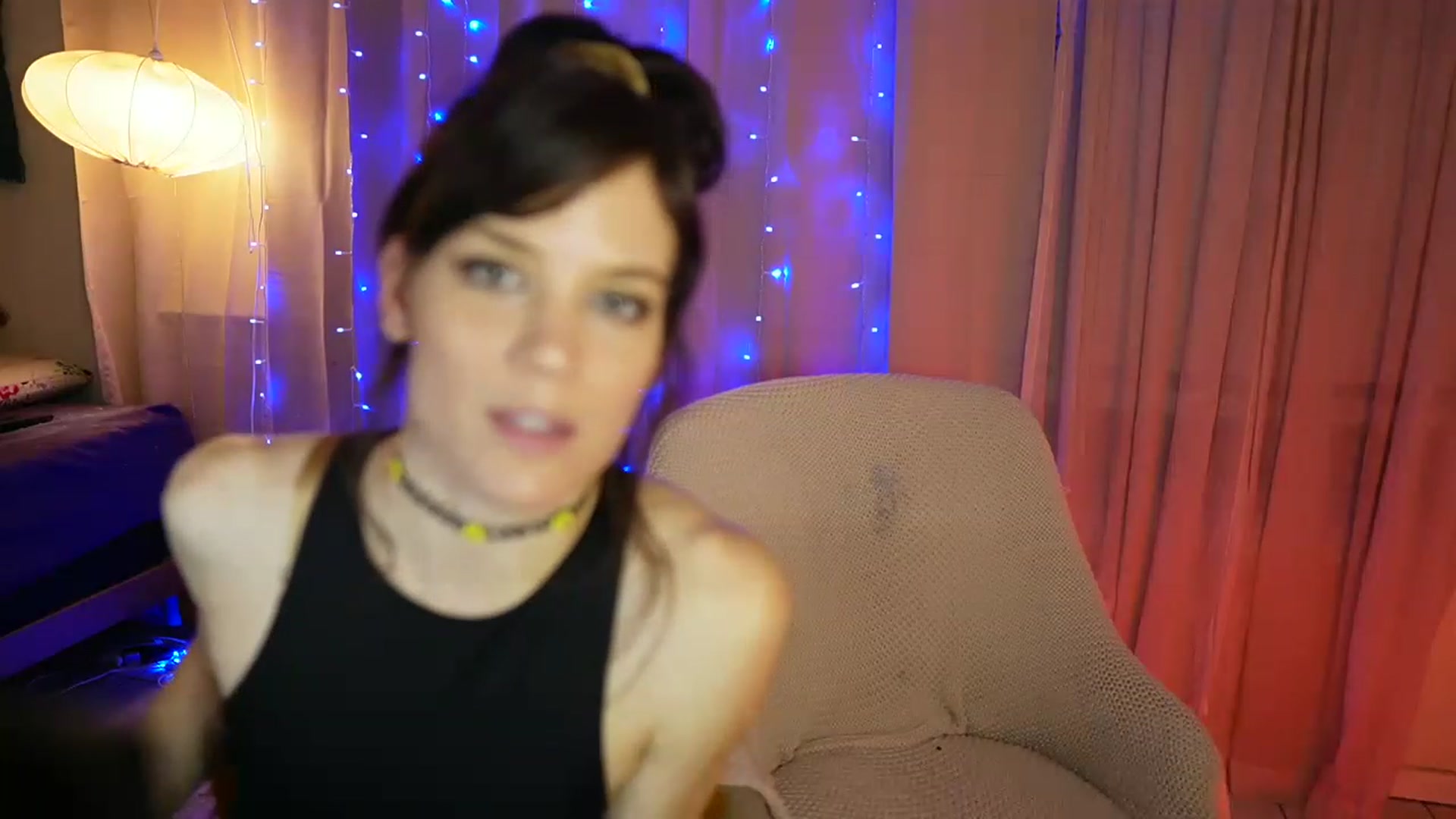 Gallery image thumbnail from Gia_Hill's myfreecams stream on, 02/18/2023, 24:18 image 12 of 20