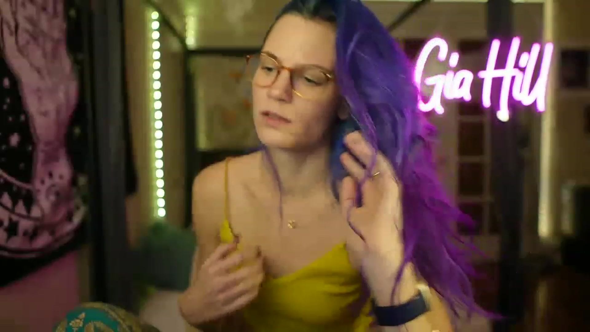 Gallery image thumbnail from Gia_Hill's myfreecams stream on, 02/19/2023, 05:27 image 8 of 20