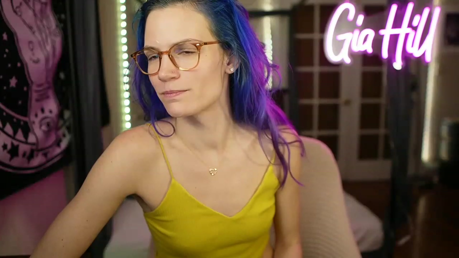 Gallery image thumbnail from Gia_Hill's myfreecams stream on, 02/19/2023, 05:27 image 12 of 20