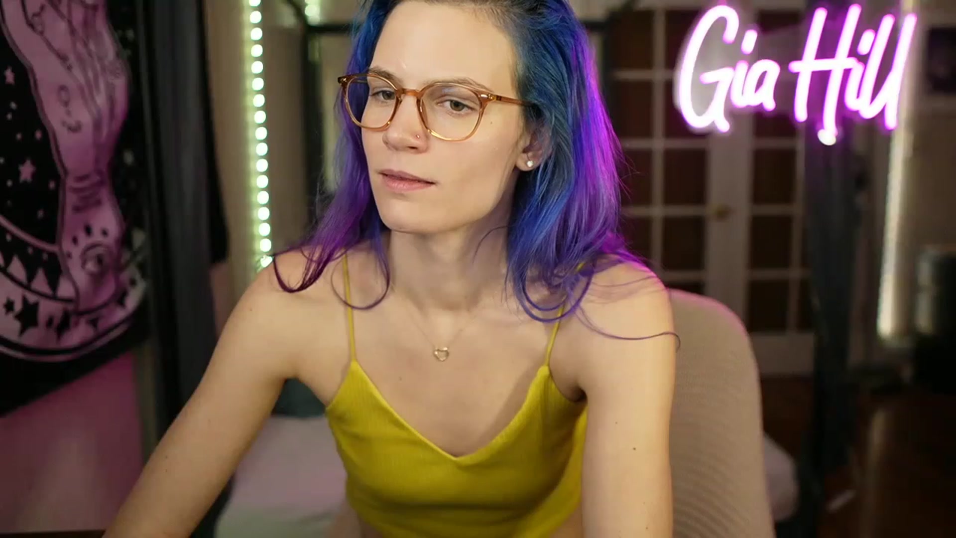 Gallery image thumbnail from Gia_Hill's myfreecams stream on, 02/19/2023, 05:27 image 11 of 20