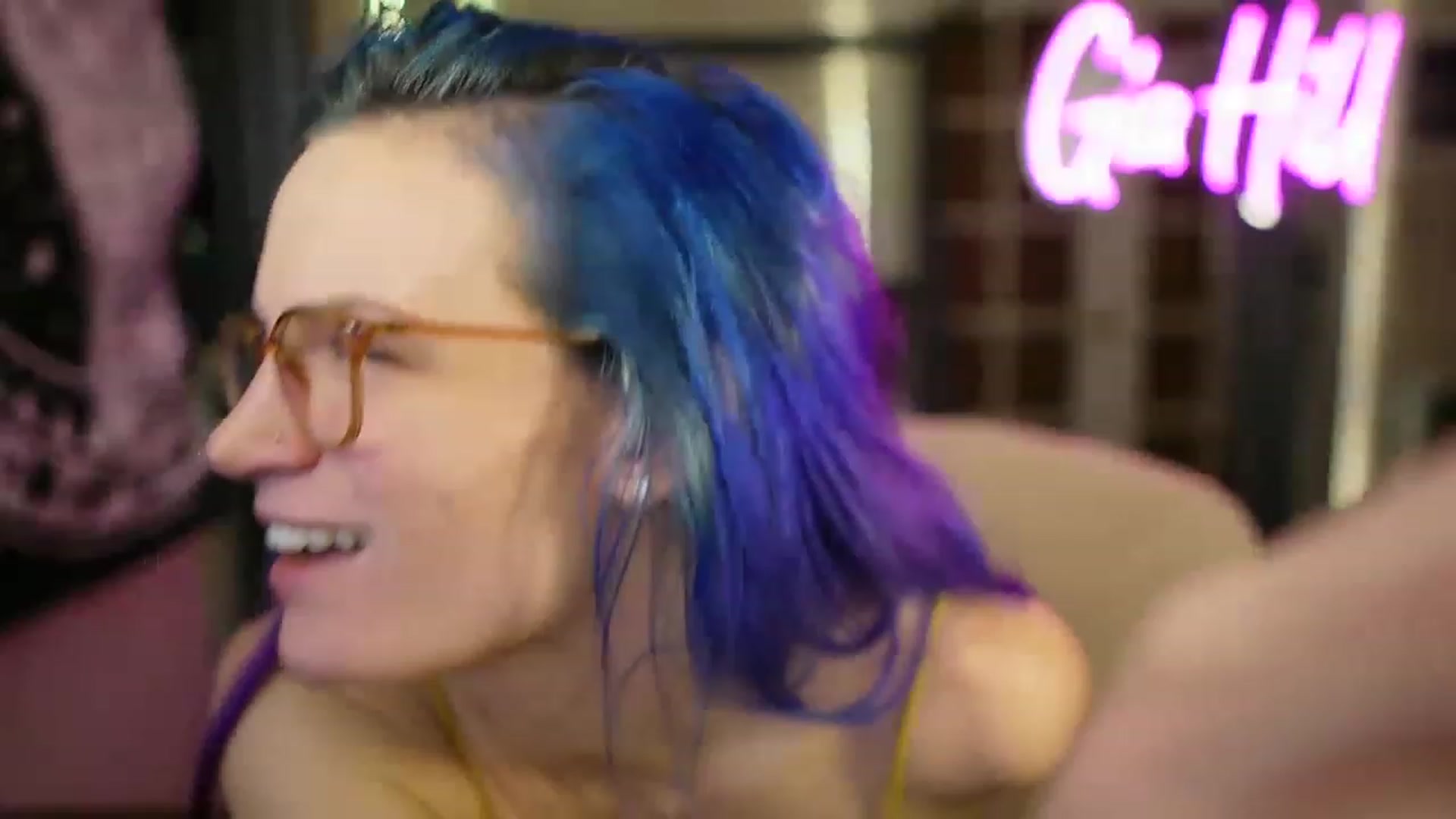 Gallery image thumbnail from Gia_Hill's myfreecams stream on, 02/19/2023, 05:27 image 10 of 20