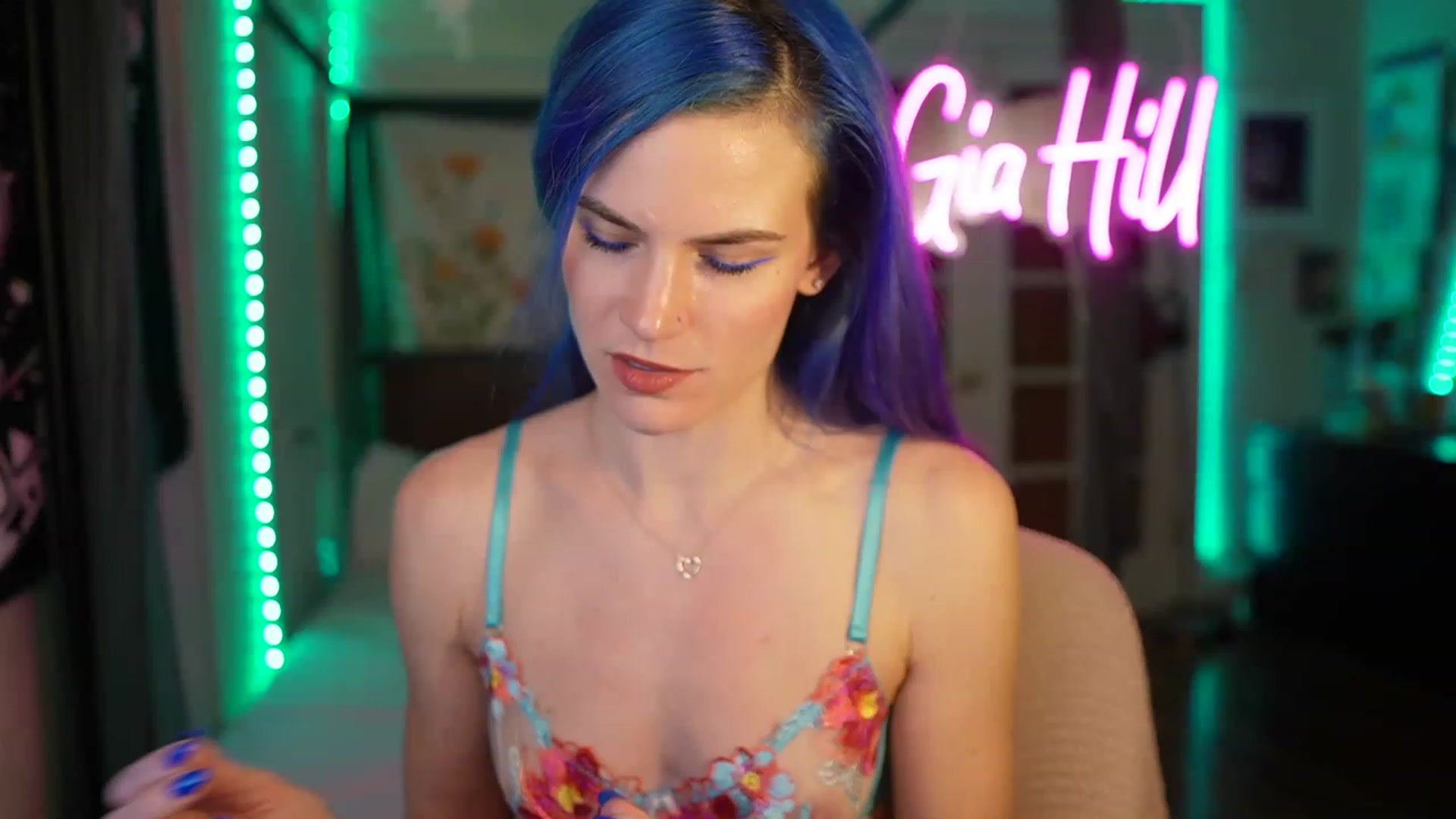 Gallery image thumbnail from Gia_Hill's myfreecams stream on, 02/23/2023, 01:58 image 14 of 20