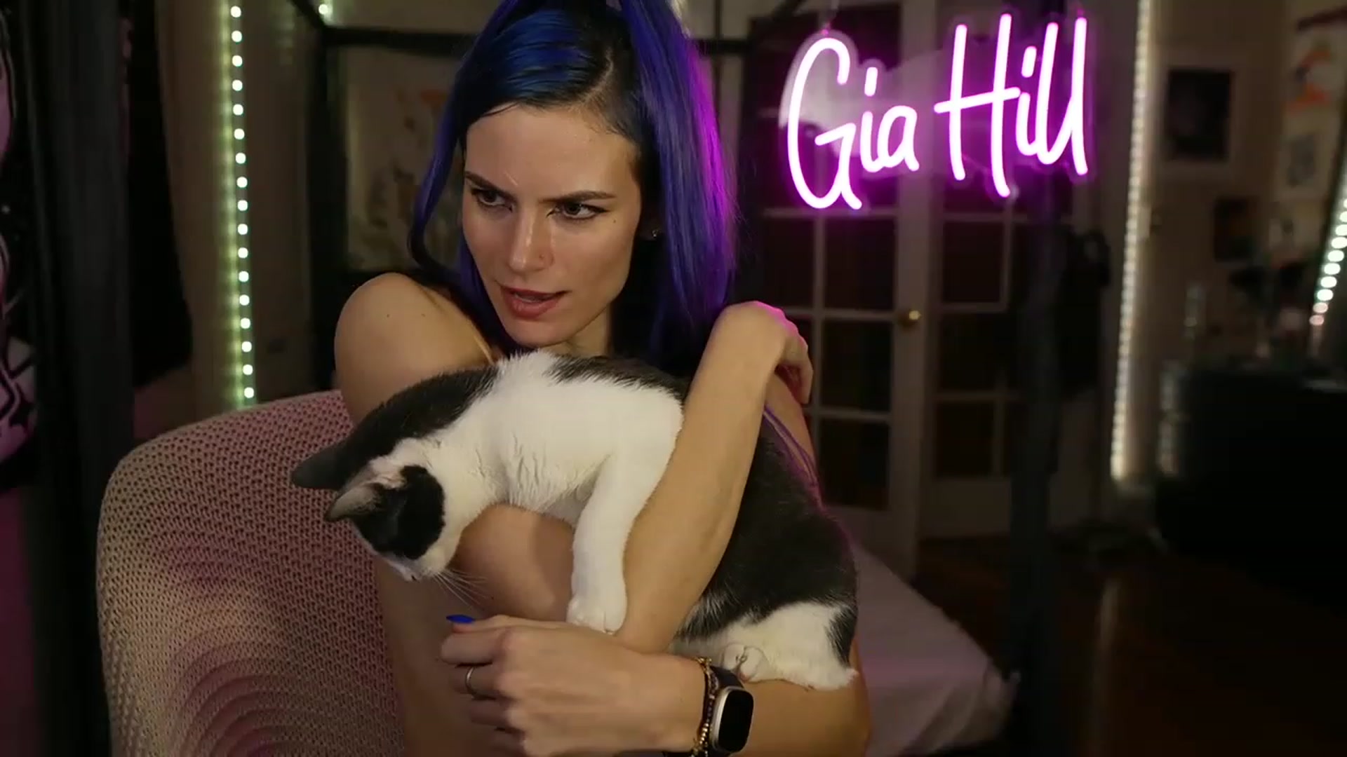 Gallery image thumbnail from Gia_Hill's myfreecams stream on, 02/25/2023, 06:23 image 2 of 20