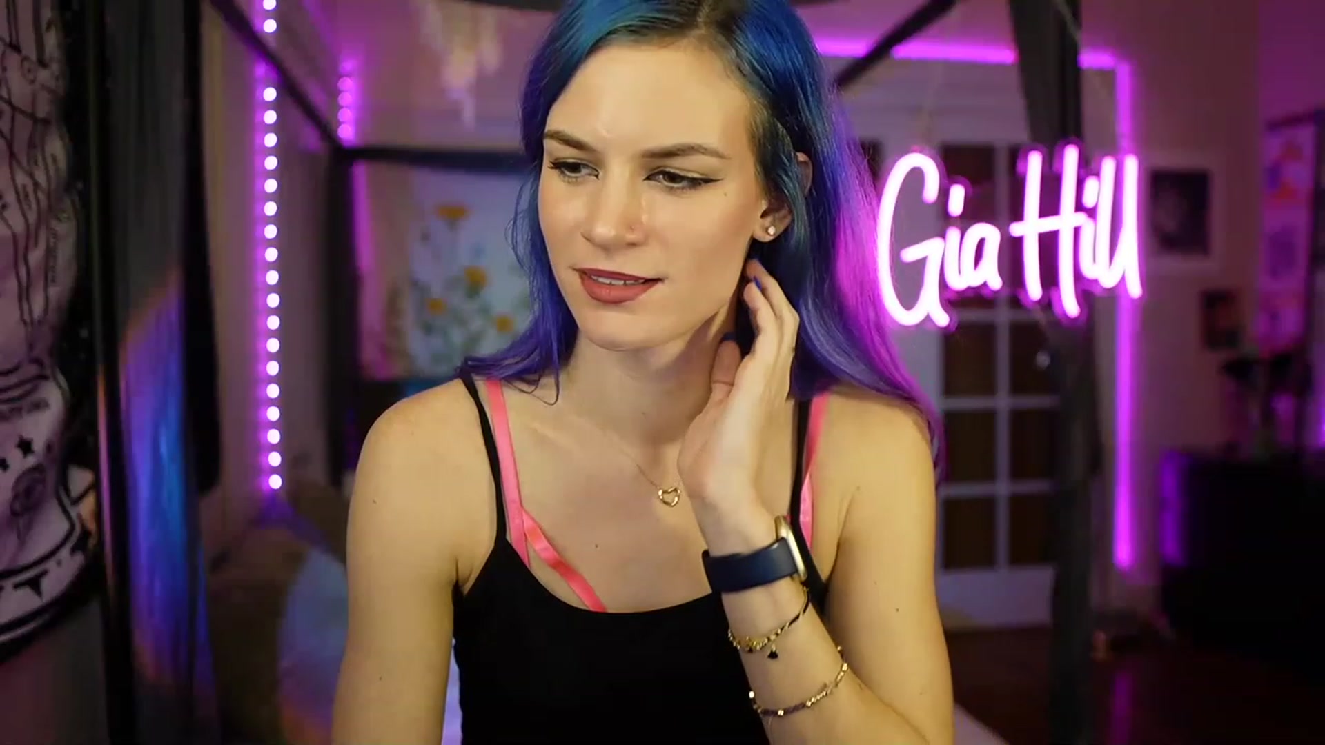 Gallery image thumbnail from Gia_Hill's myfreecams stream on, 03/01/2023, 03:06 image 7 of 20