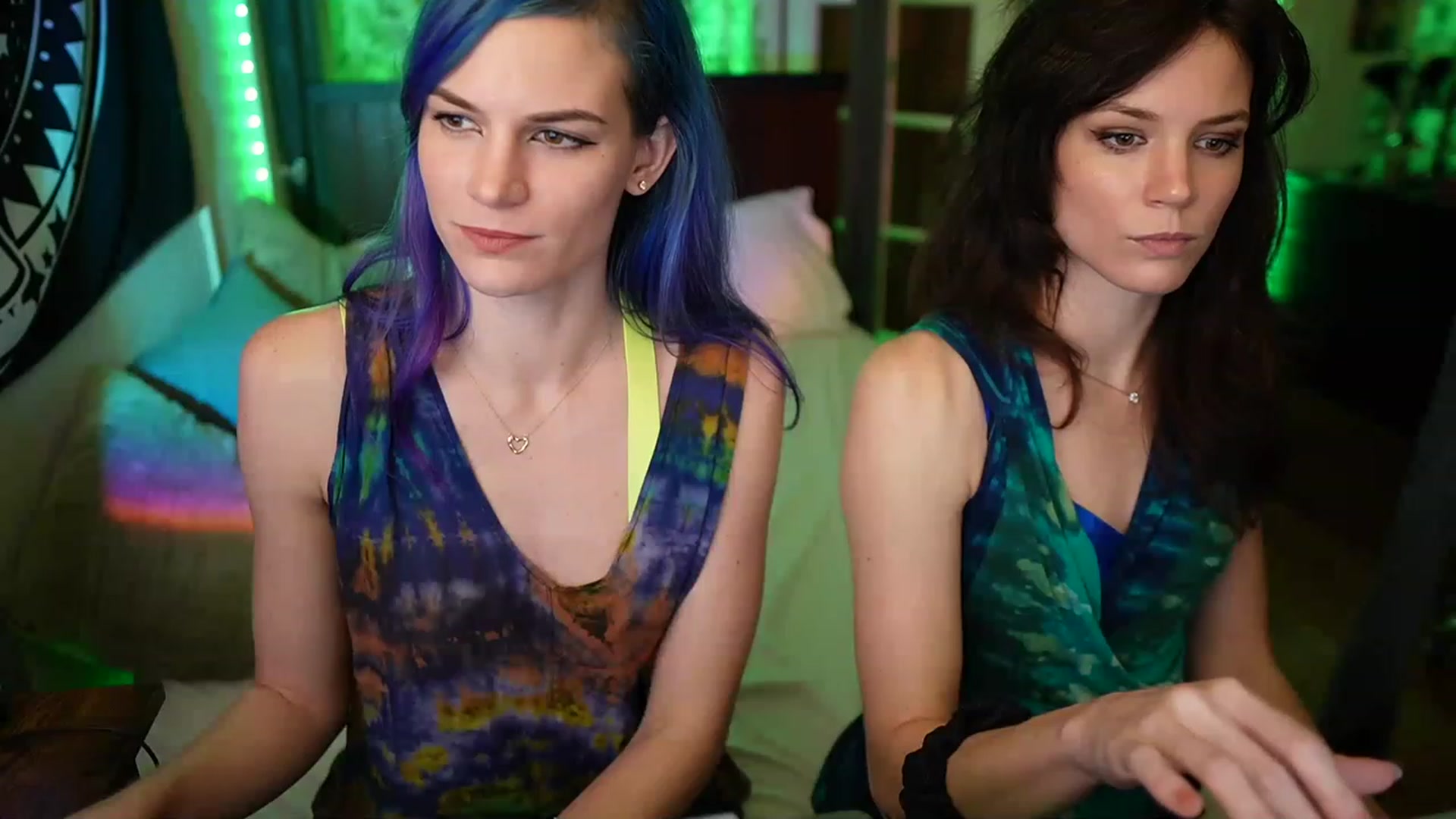 Gallery image thumbnail from Gia_Hill's myfreecams stream on, 03/03/2023, 01:32 image 3 of 20
