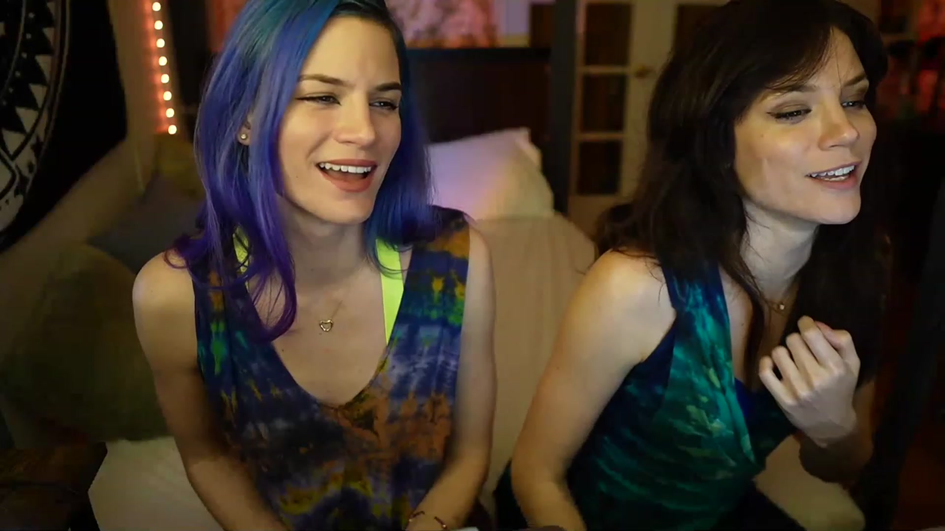 Gallery image thumbnail from Gia_Hill's myfreecams stream on, 03/03/2023, 01:32 image 10 of 20