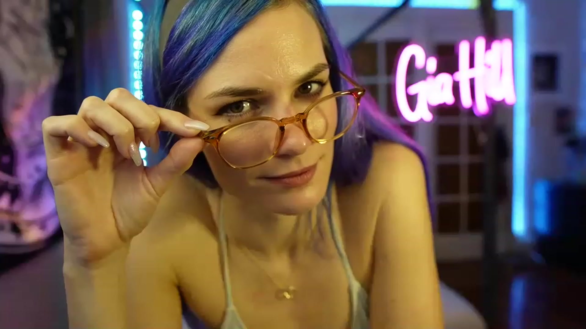 Gallery image thumbnail from Gia_Hill's myfreecams stream on, 03/07/2023, 04:58 image 1 of 20