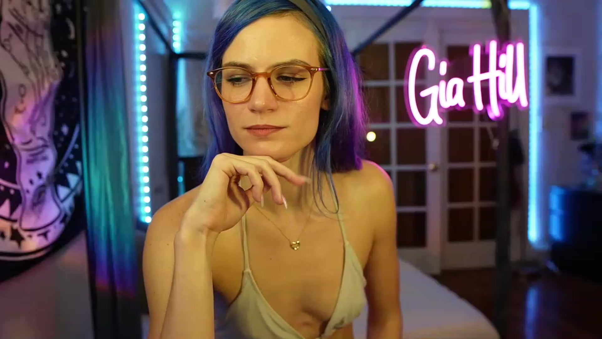 Gallery image thumbnail from Gia_Hill's myfreecams stream on, 03/07/2023, 04:58 image 3 of 20
