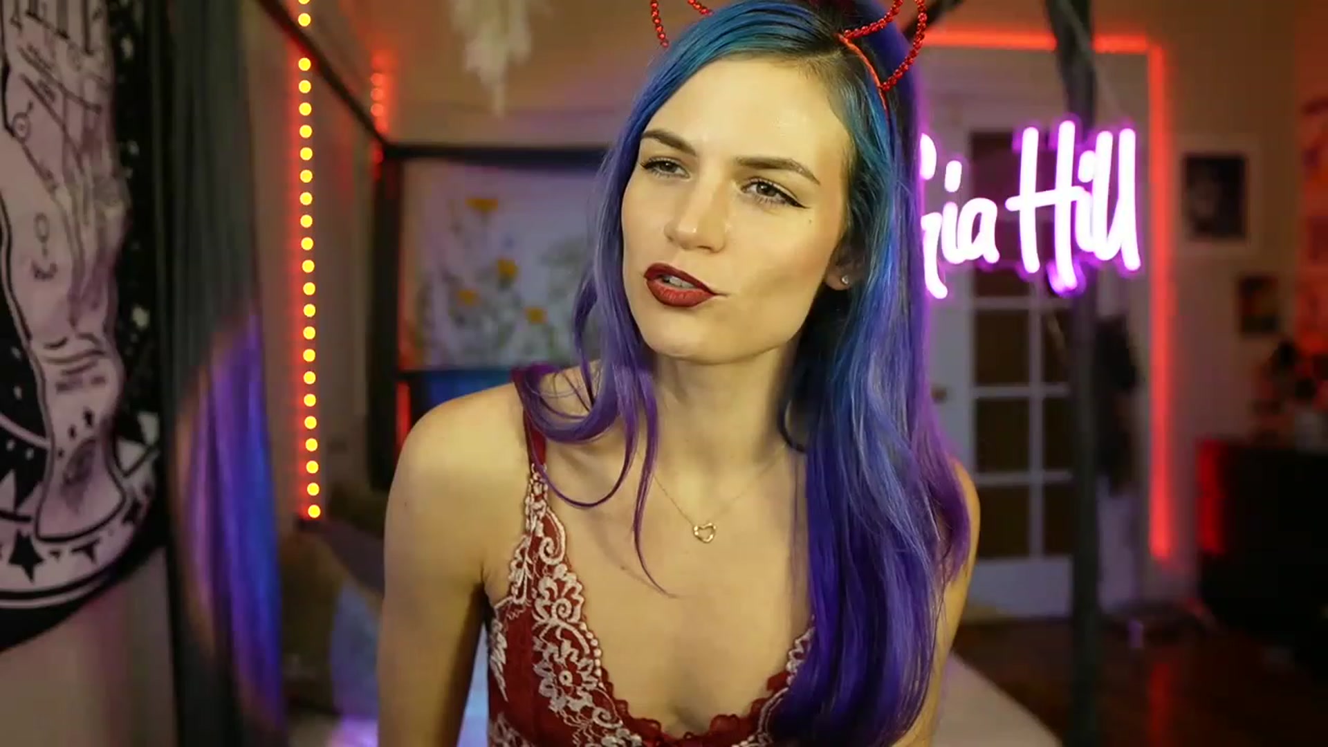 Gallery image thumbnail from Gia_Hill's myfreecams stream on, 03/08/2023, 04:10 image 8 of 20